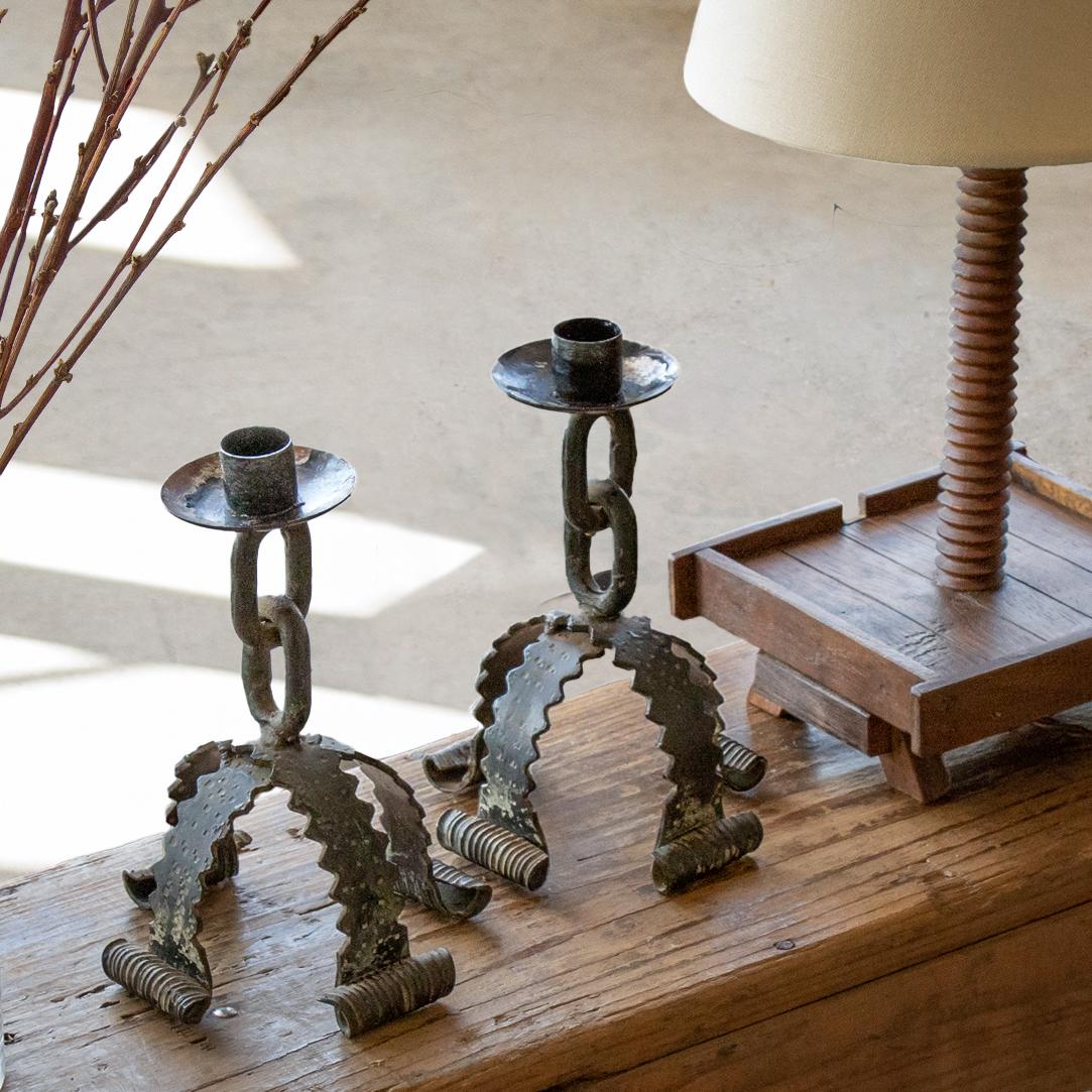 French Iron Chain Candlestick In Good Condition In Los Angeles, CA