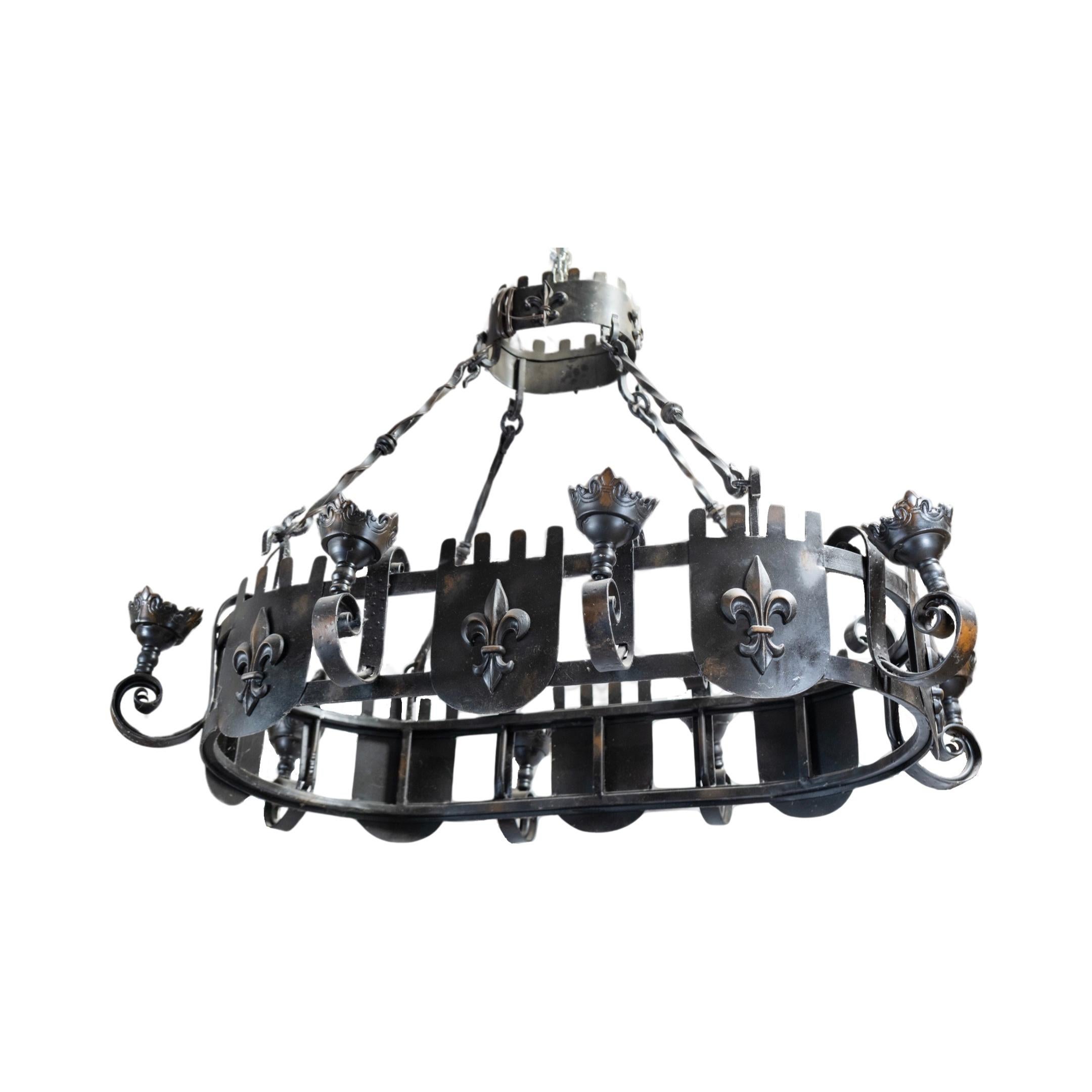 French Iron Fleur De Lis Chandelier In Good Condition For Sale In Dallas, TX