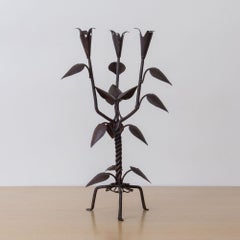 Candelabro francese in ferro a foglia