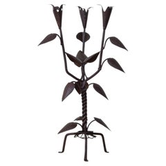 Candelabro francese in ferro a foglia