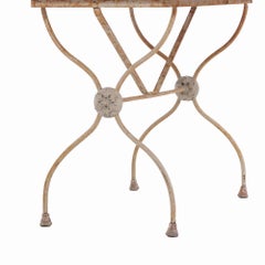 Table de bistrot à plateau de marbre en fer français, C. C. 1920