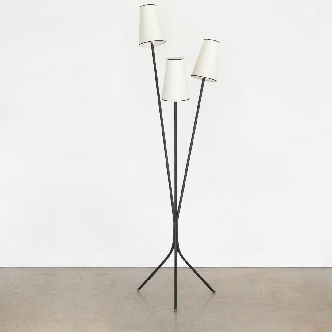 French Iron Tripod Floor Lamp In Good Condition In Los Angeles, CA