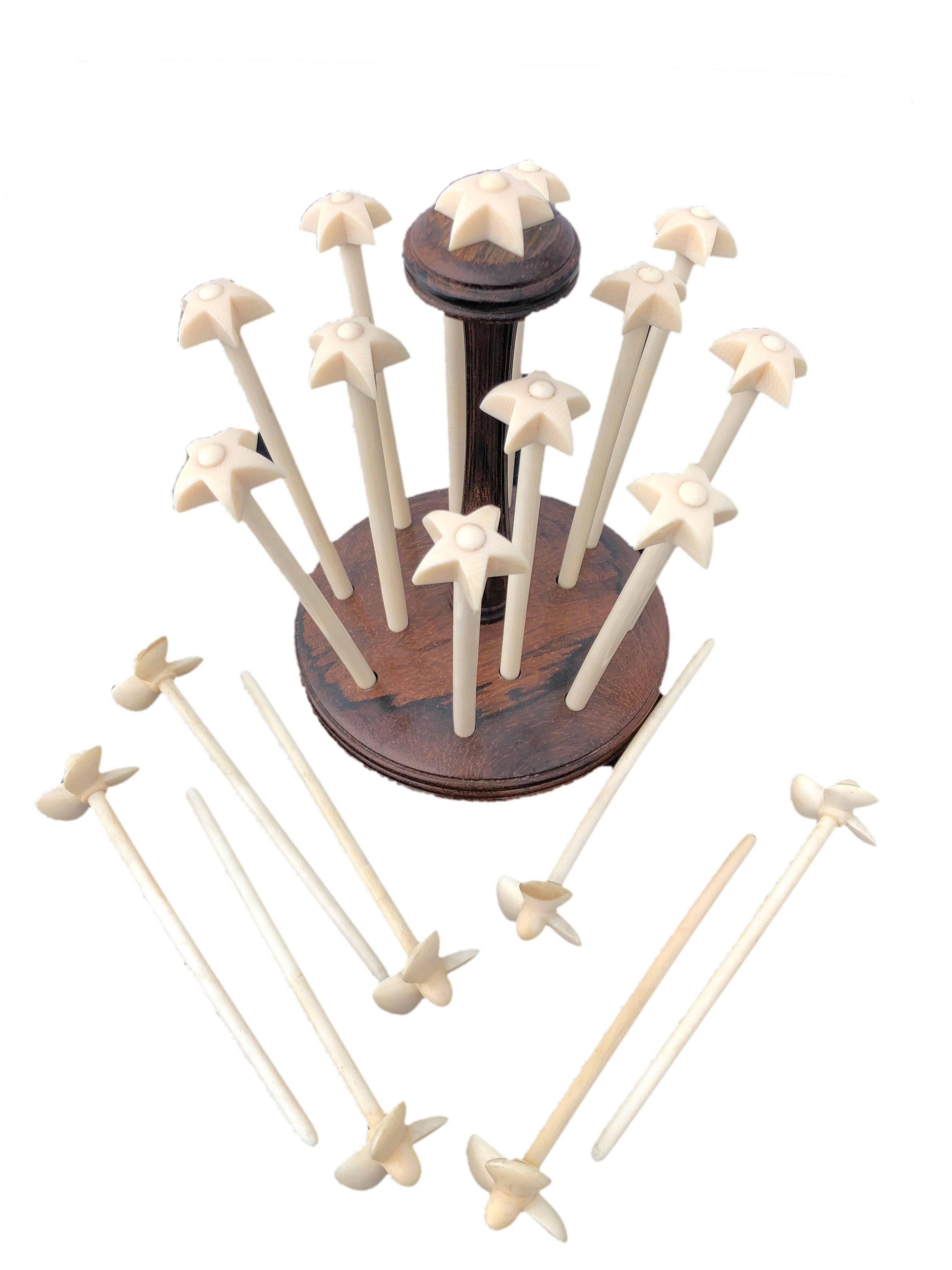 Hand-Crafted Ivory Champagne Mosers, 12 Hand-Carved Stars Eight Propellers with Star Stand