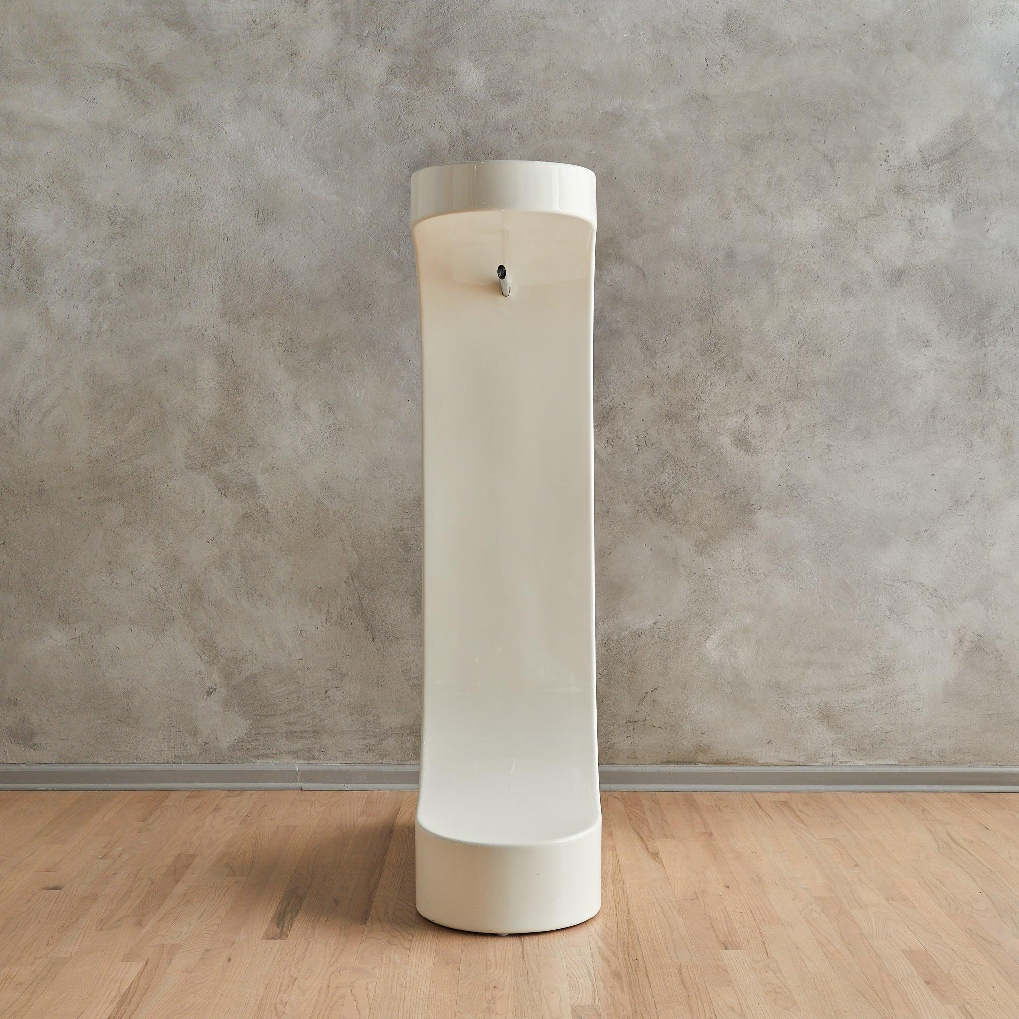 French Ivory Fiberglass Coat Rack by Valerique Douebrovinskes, 1973 Francés en venta