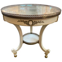 Table d'appoint française en laiton laqué blanc de style Jansen