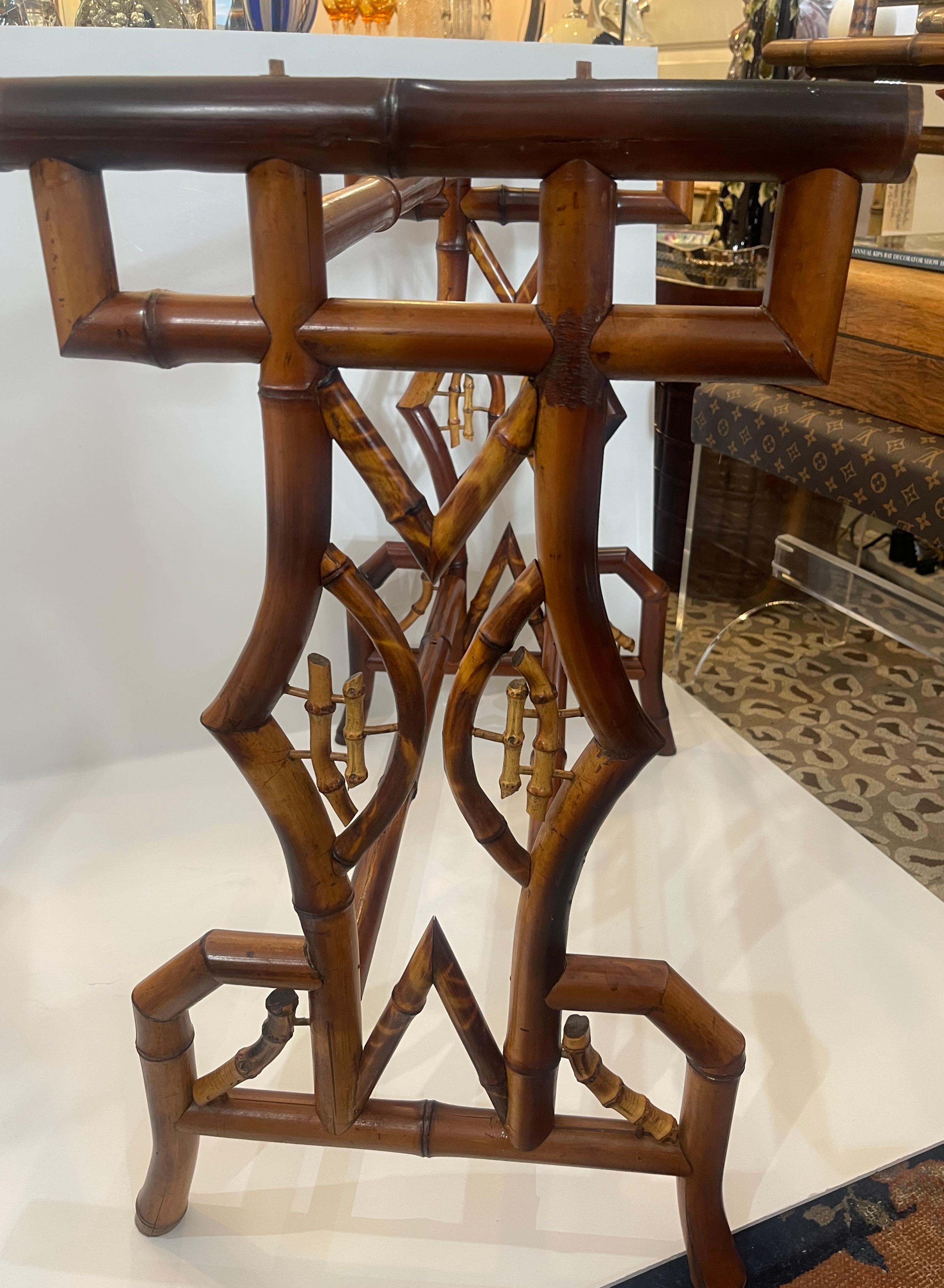Japonisme français  Table à double plateau en bambou, C.1870-1890 en vente 3