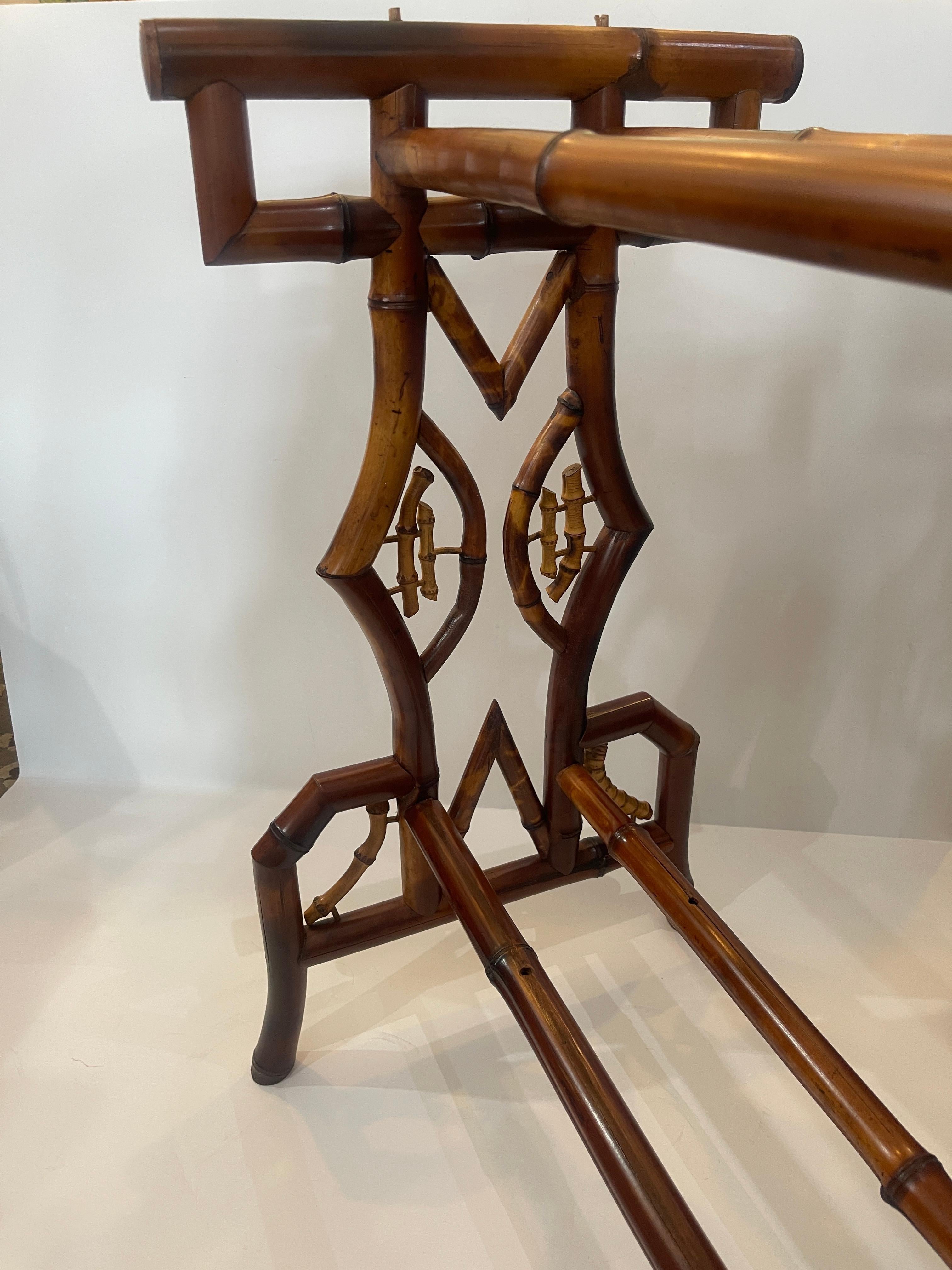 Japonisme français  Table à double plateau en bambou, C.1870-1890 en vente 7