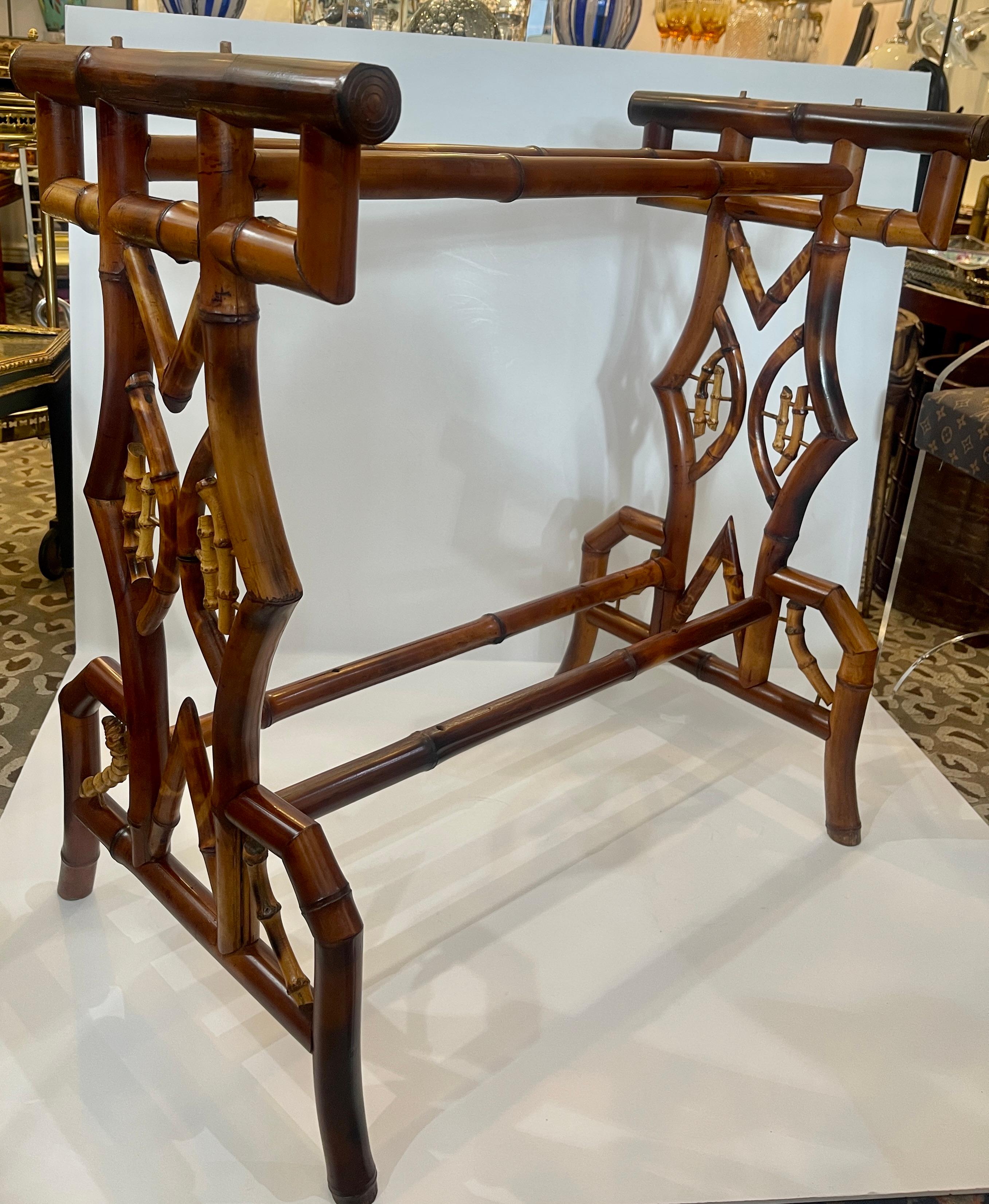 Japonisme français  Table à double plateau en bambou, C.1870-1890 en vente 8