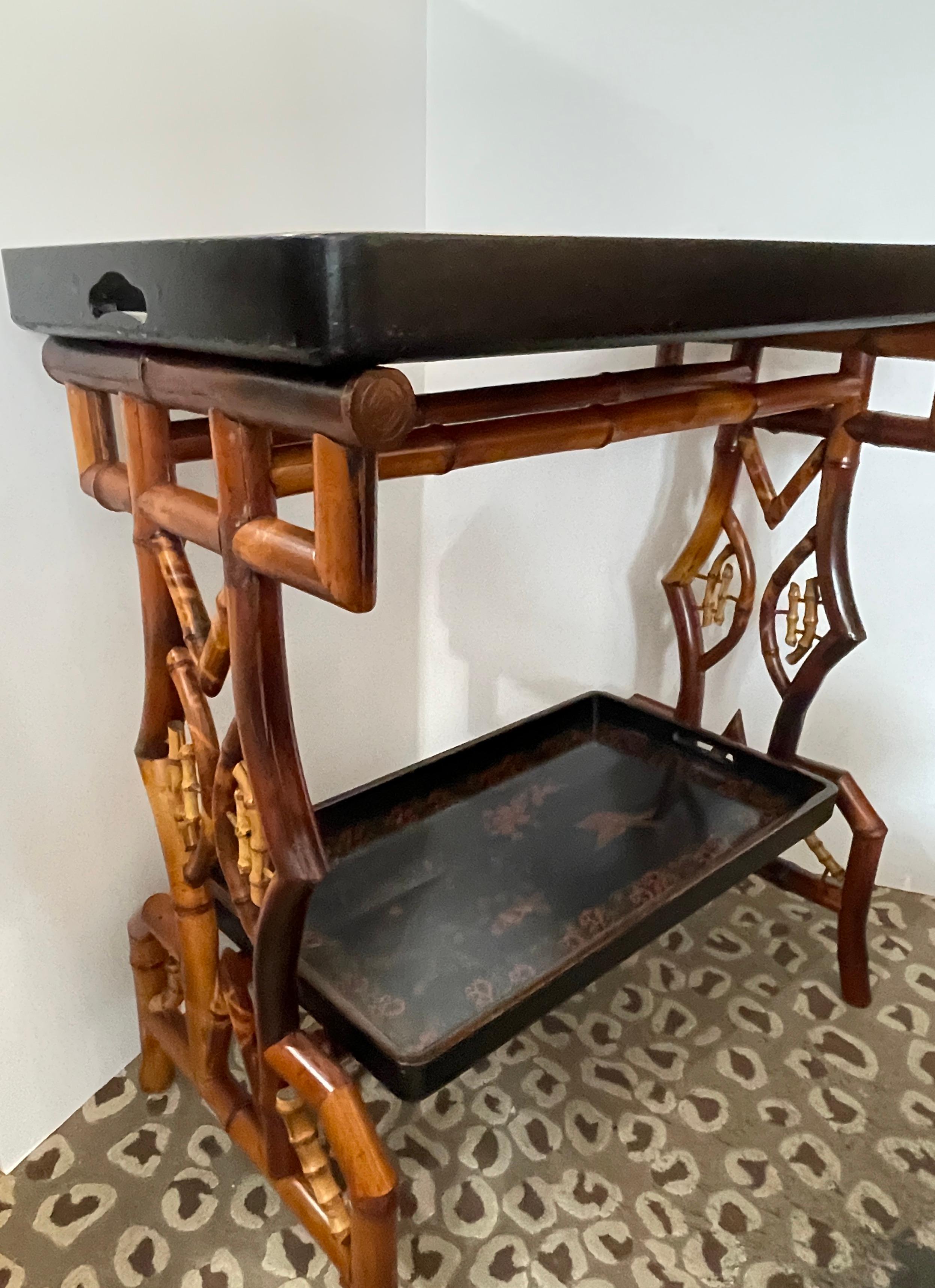 Fait main Japonisme français  Table à double plateau en bambou, C.1870-1890 en vente