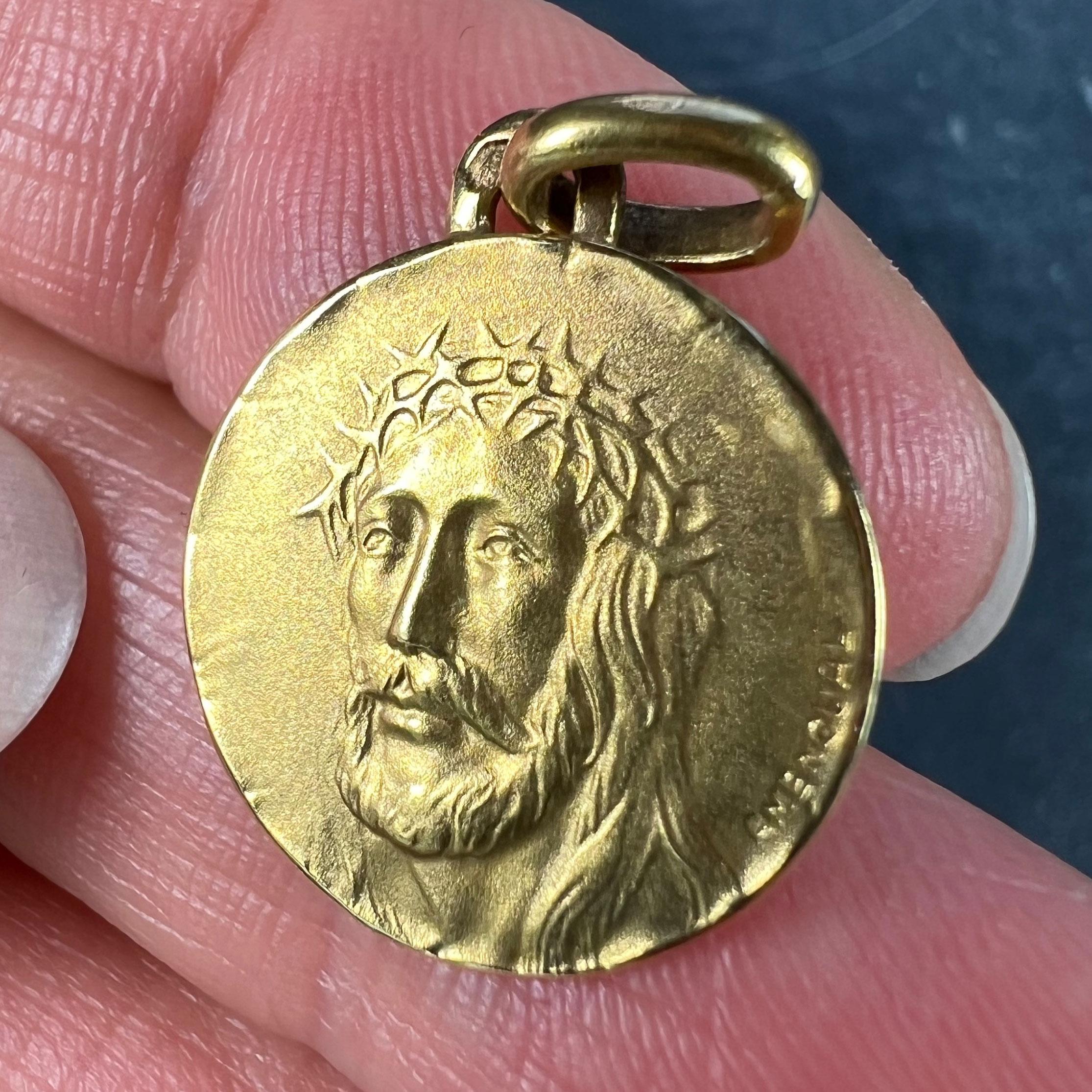 French Jesus Christ Crown of Thorns 18K Yellow Gold Medal Charm Pendant In Good Condition For Sale In London, GB
