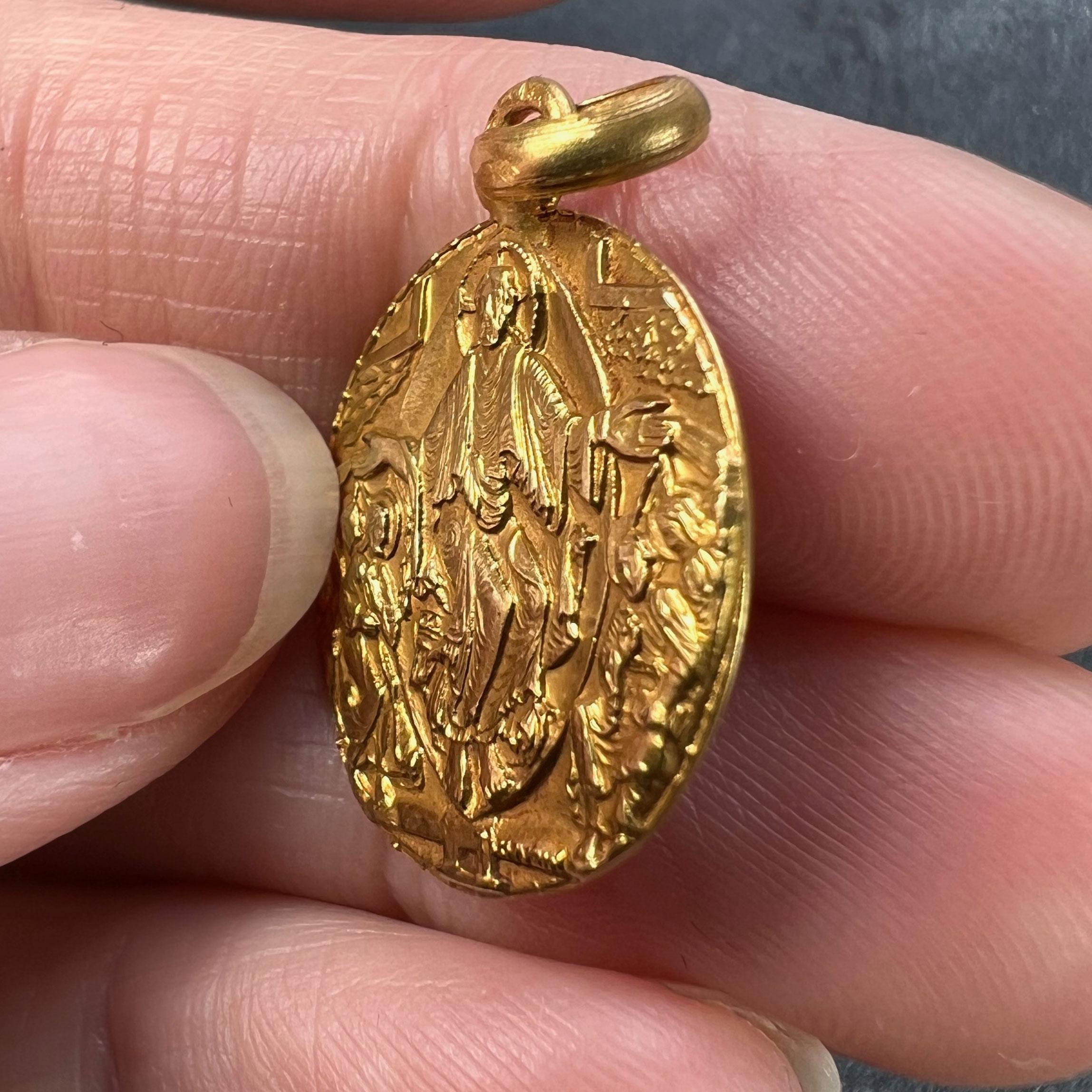 French Jesus Christ on Throne 18K Yellow Gold Medal Pendant For Sale 2