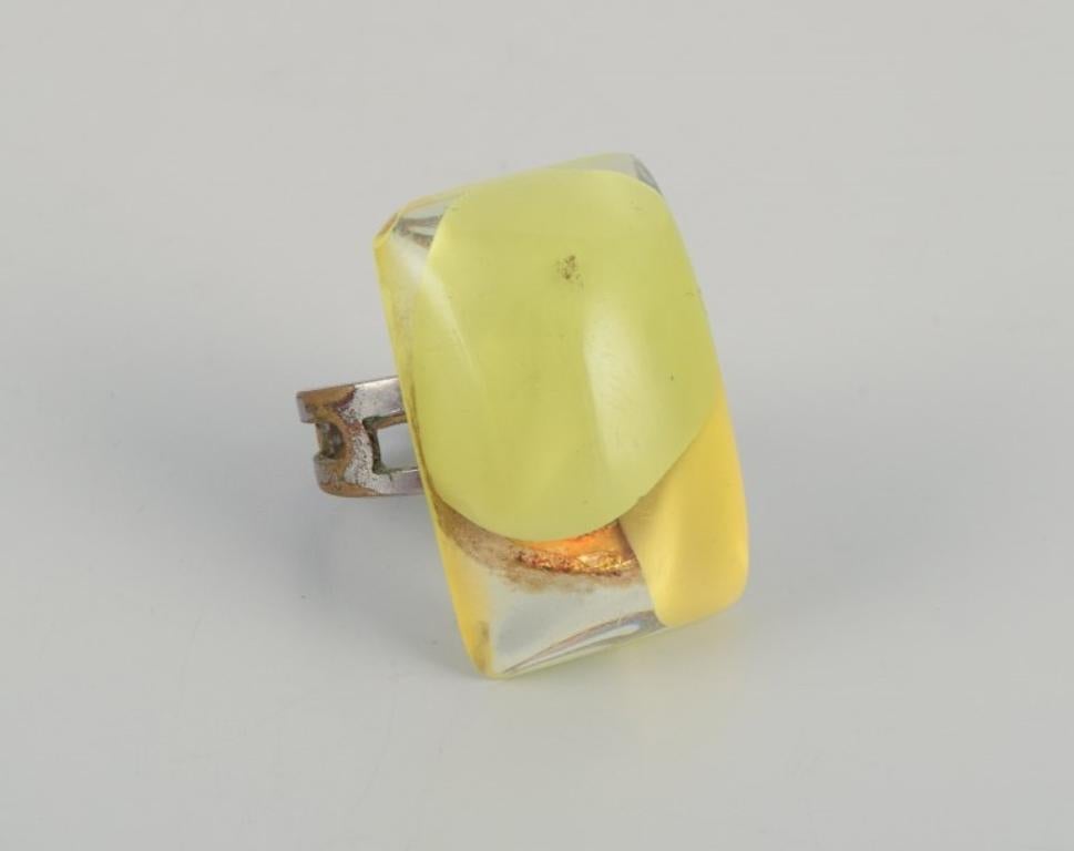French jewelry artist. Four designer rings in metal and plastic. For Sale 2