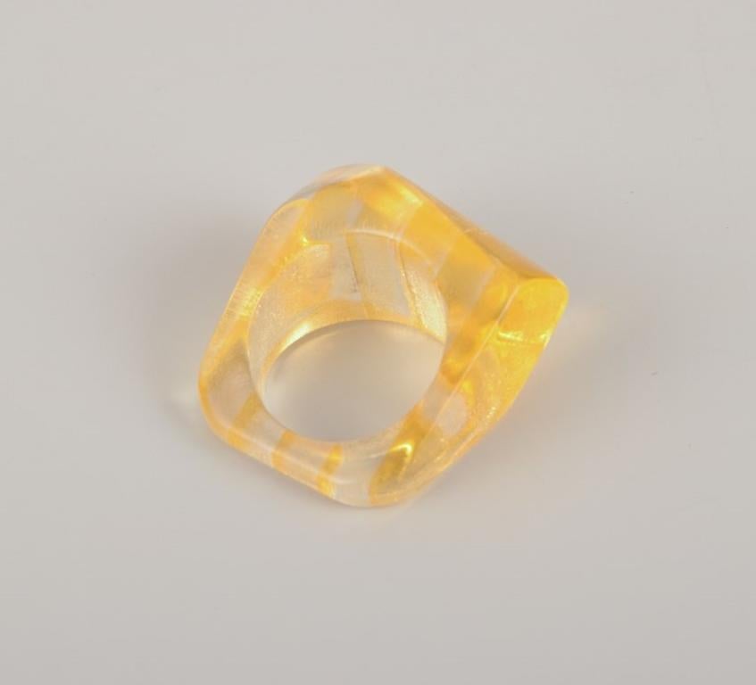 French jewelry artist. Four striped plastic designer rings. 1960s/70s For Sale 3