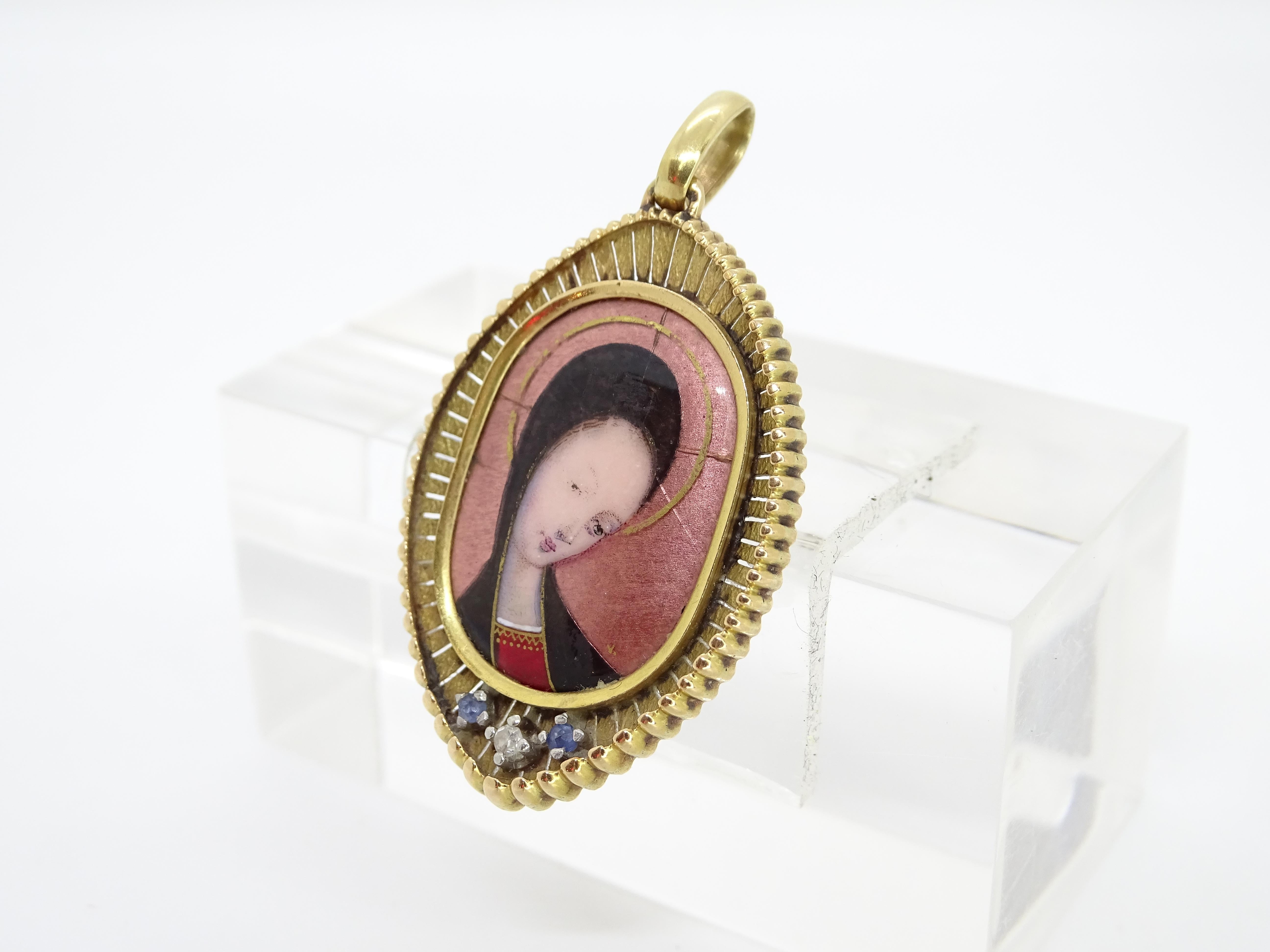 French jewelry pendant 