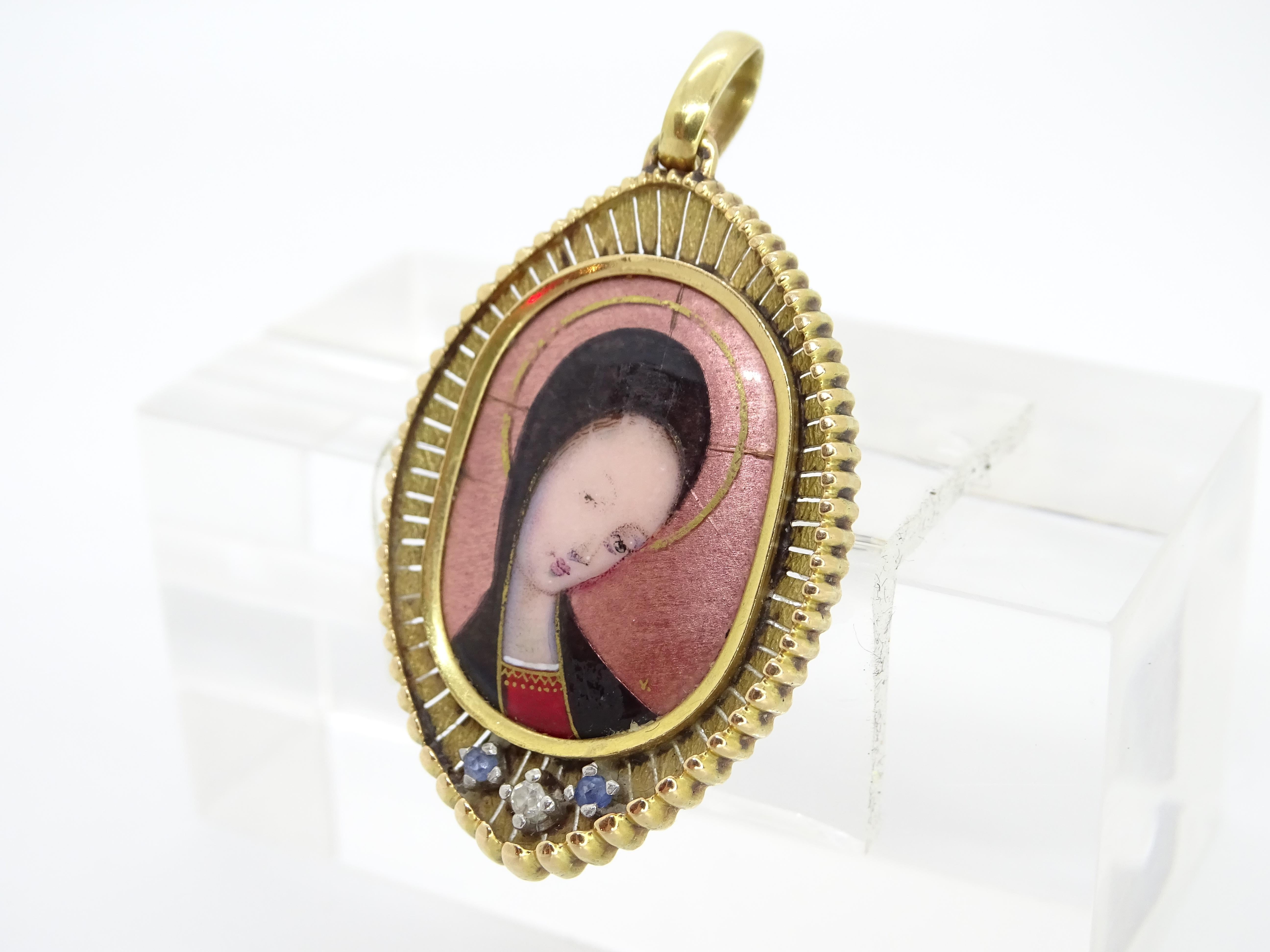 French jewelry pendant 