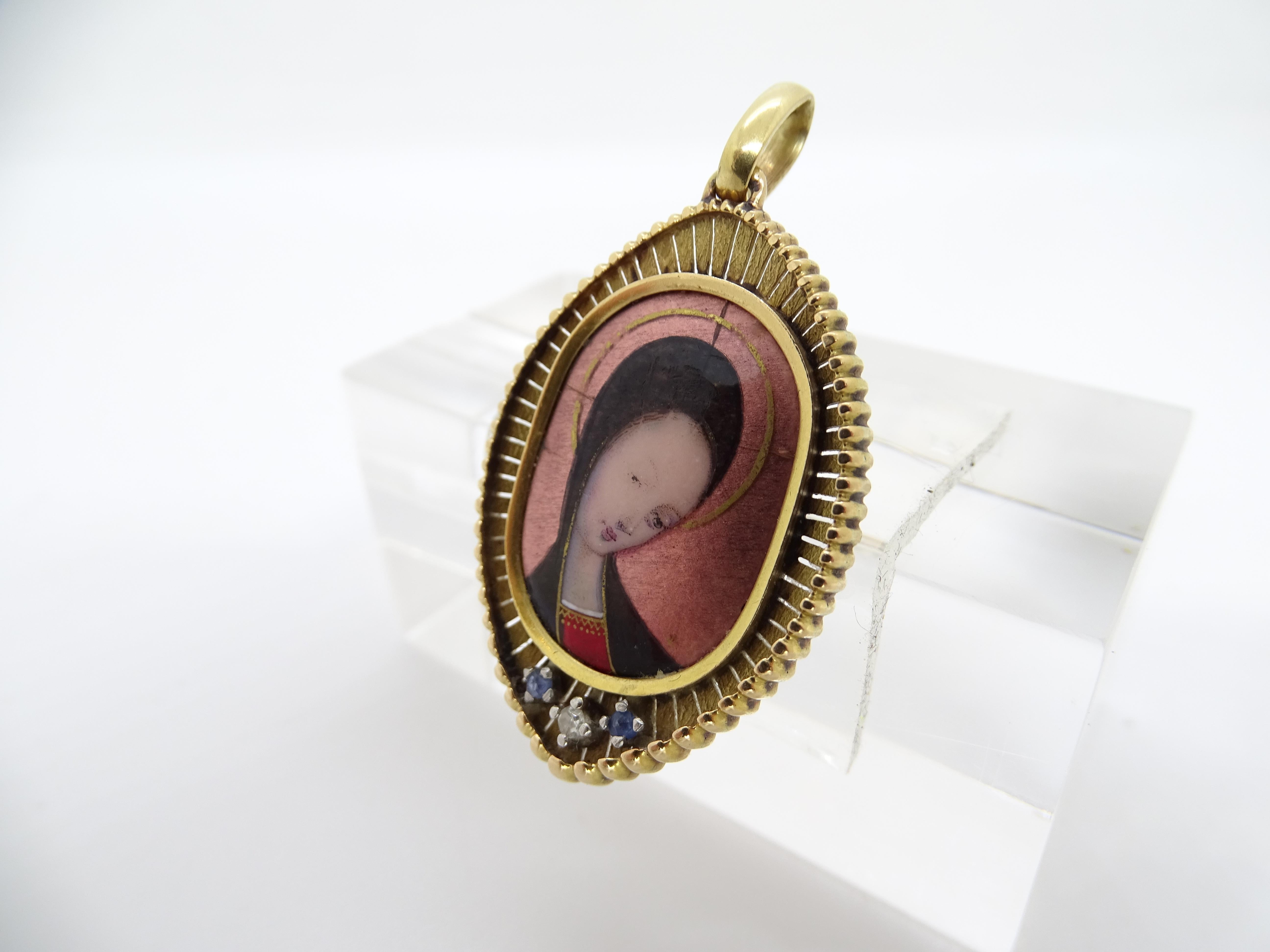 French jewelry pendant 