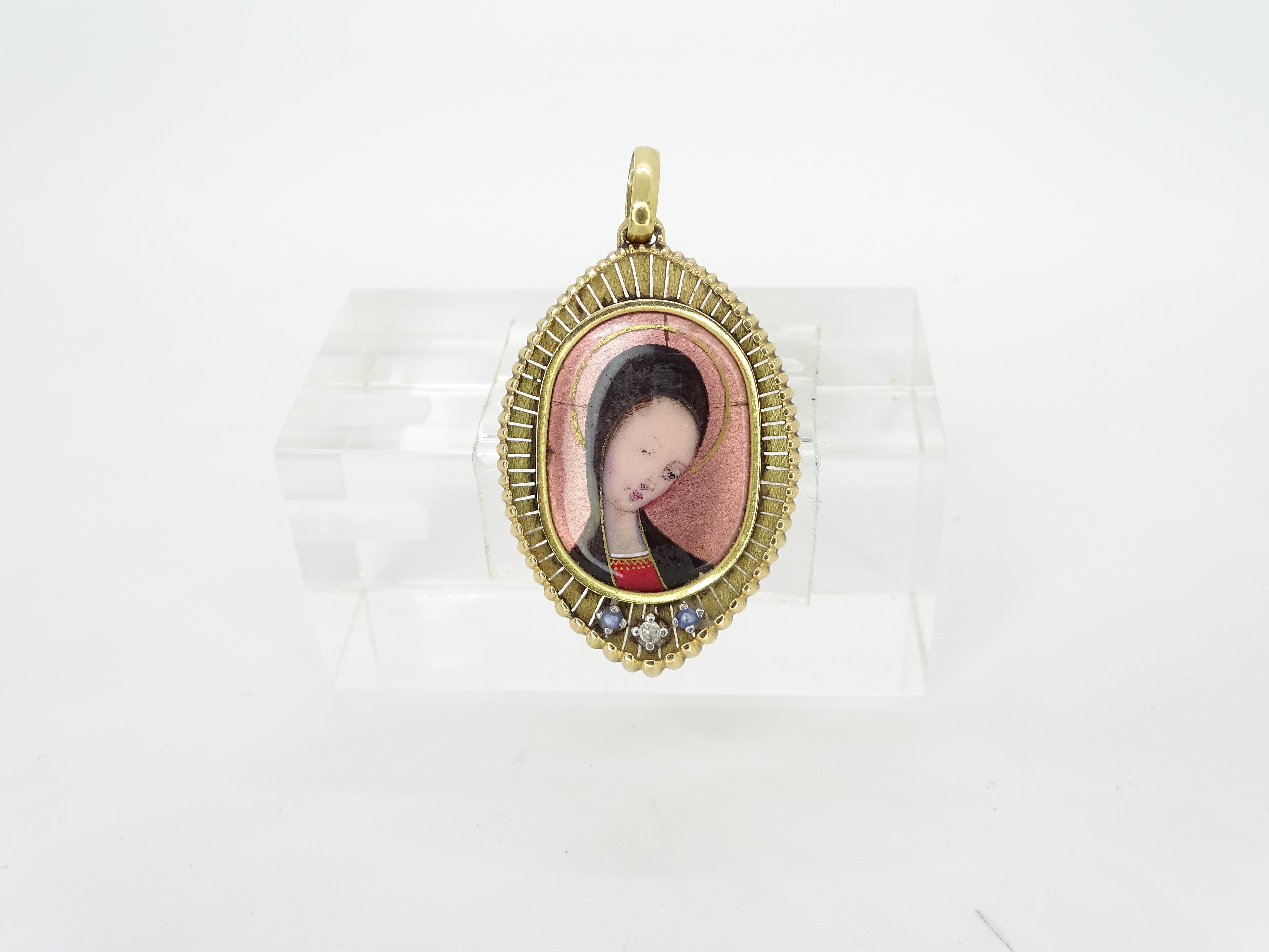 French jewelry pendant 