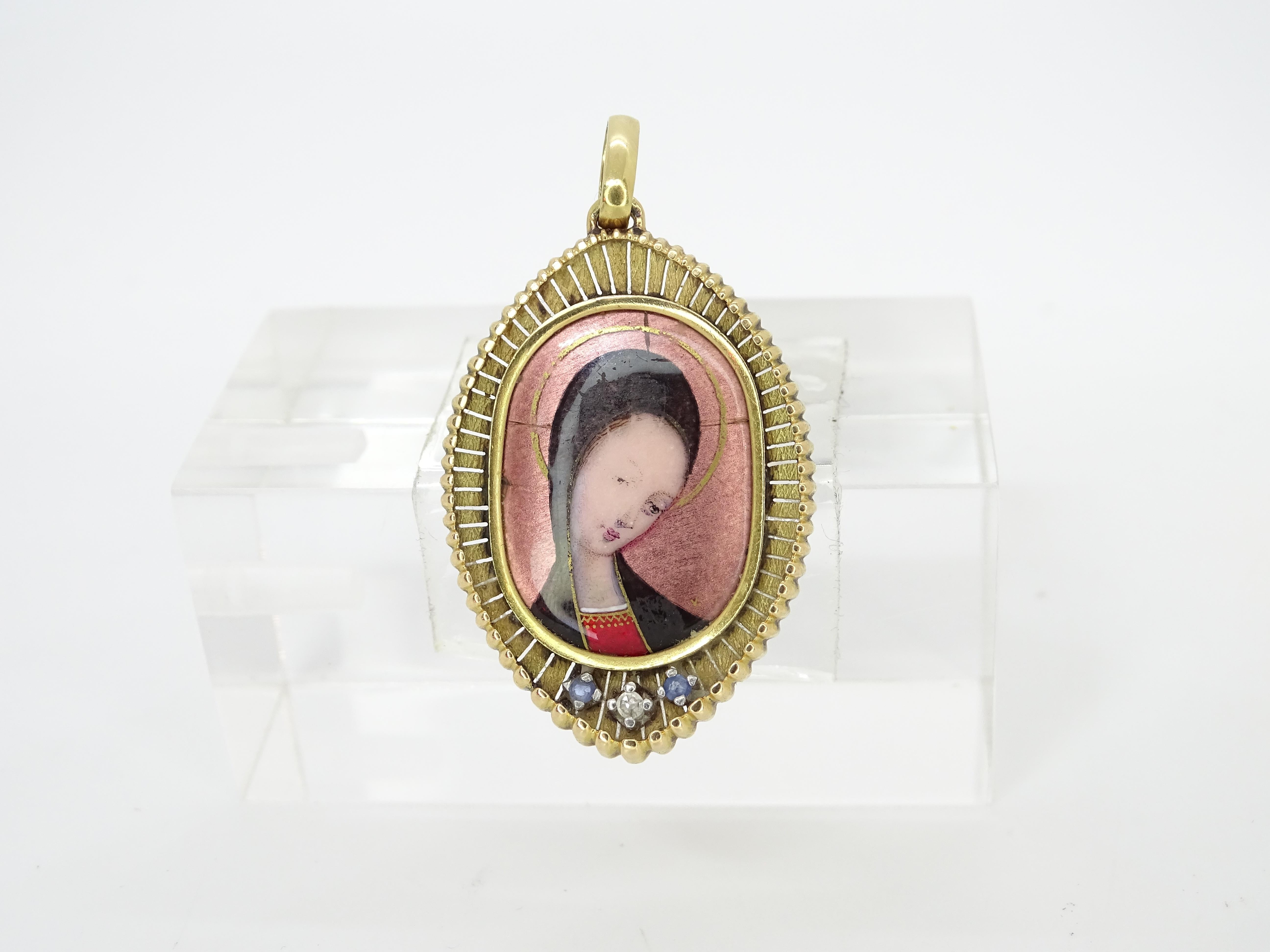 French jewelry pendant 