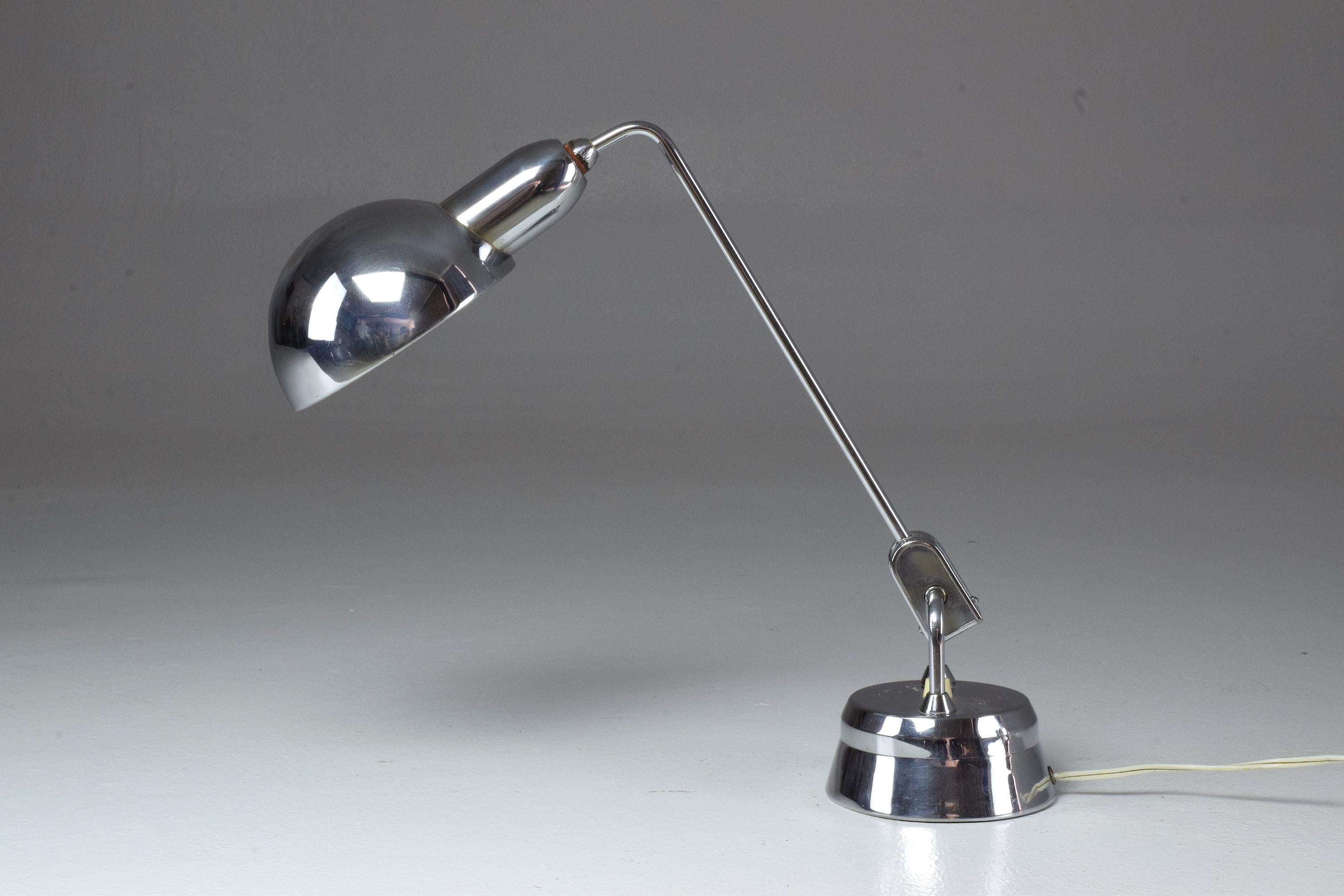 French Jumo 600 Desk Lamp by Charlotte Perriand, 1940s In Good Condition In Paris, FR