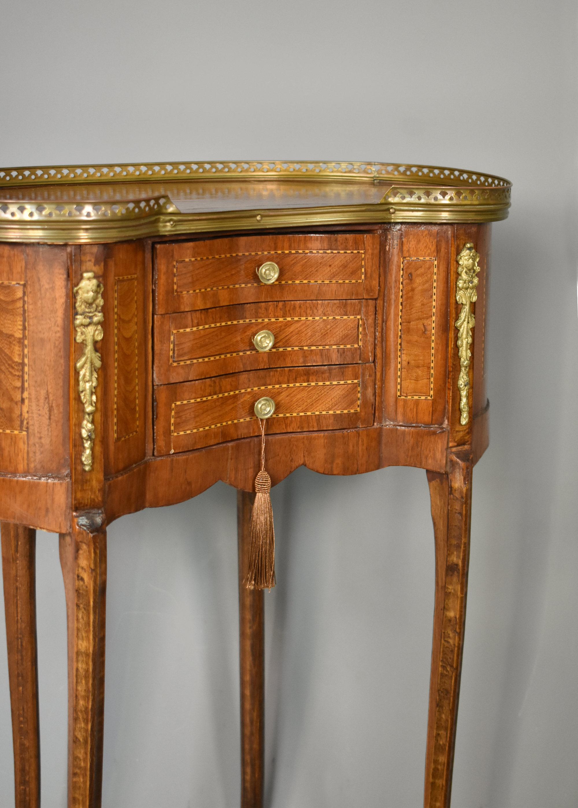 French Kidney-Shaped Side Table Louis XVI Style For Sale 5
