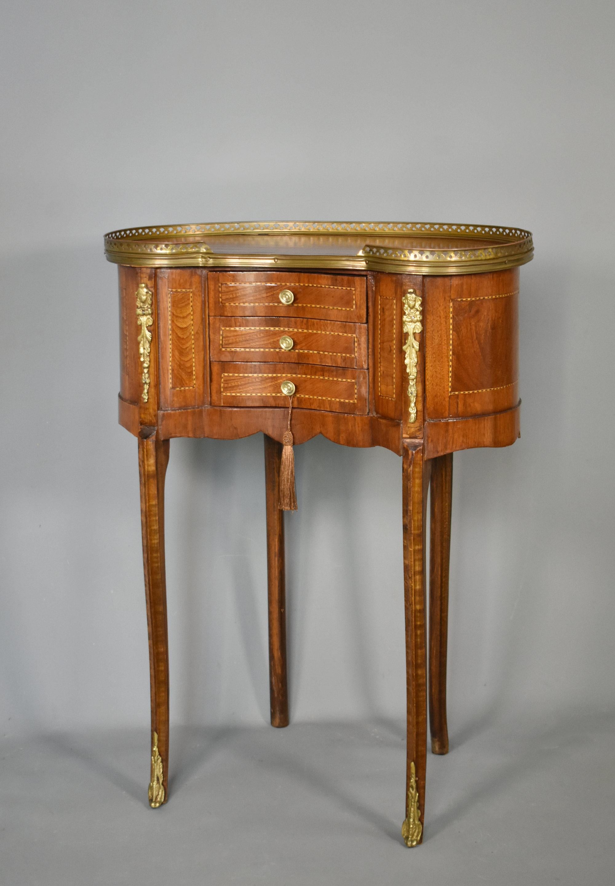 Inlay French Kidney-Shaped Side Table Louis XVI Style For Sale