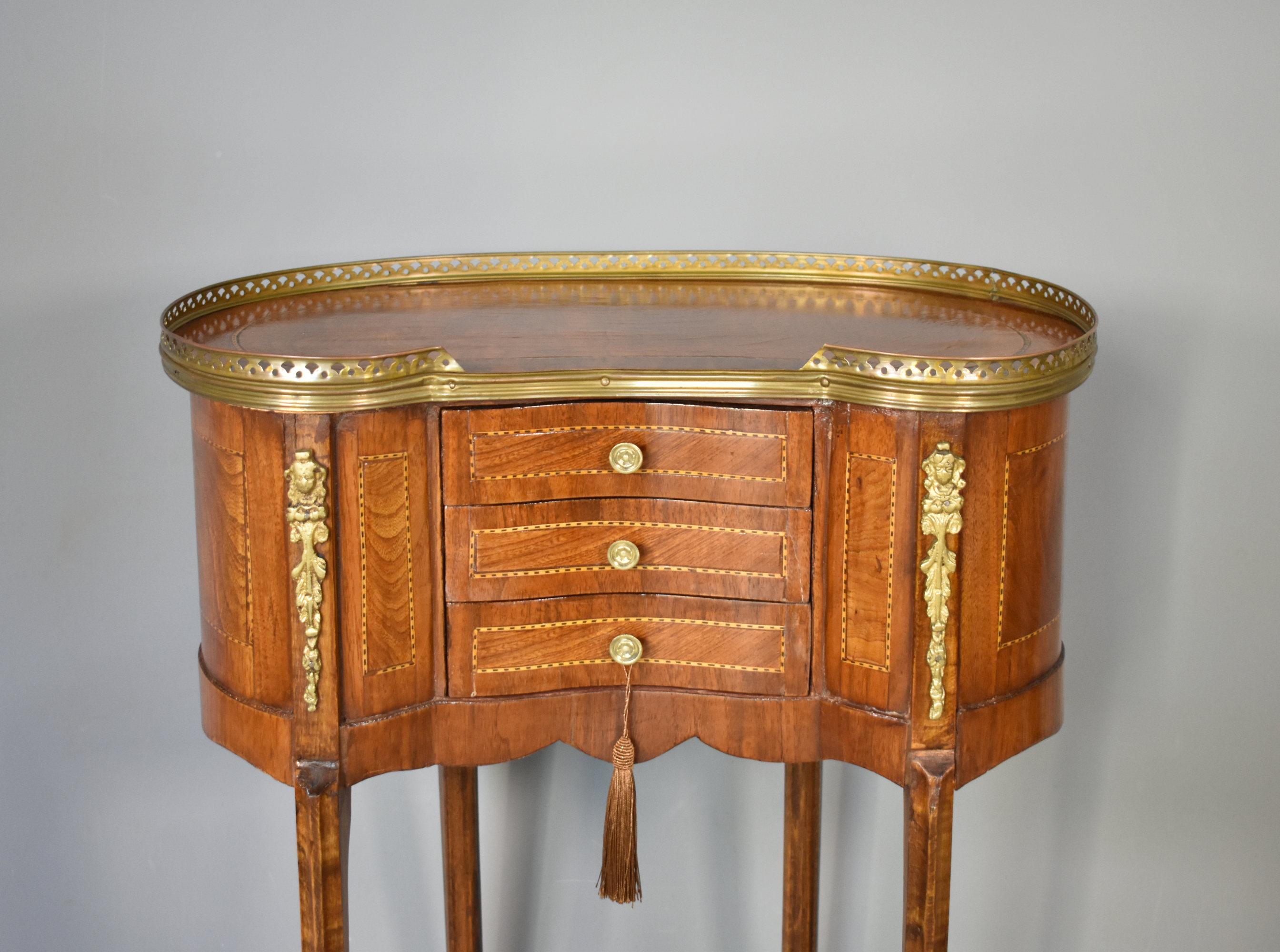 Brass French Kidney-Shaped Side Table Louis XVI Style For Sale