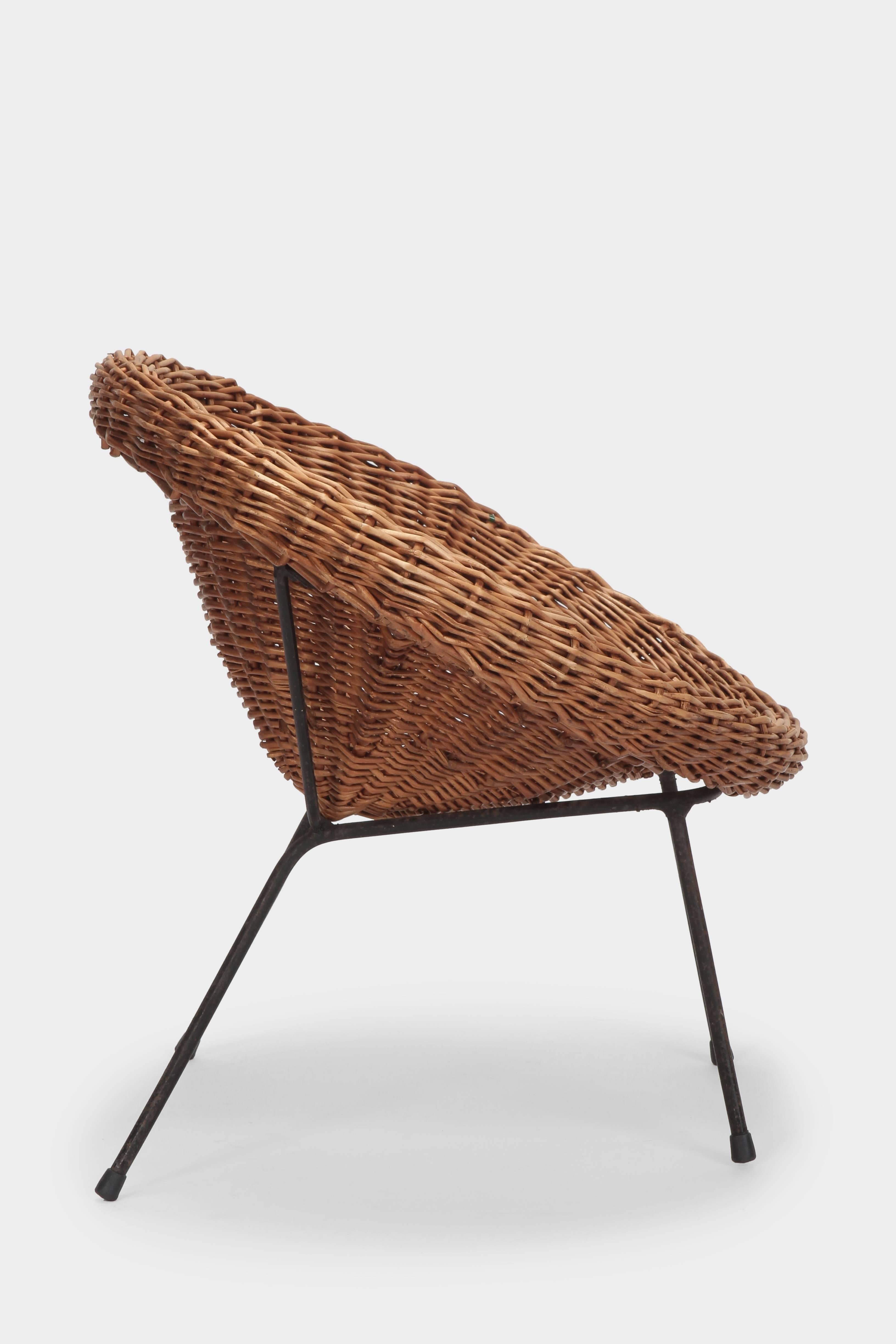 Mid-20th Century French Kid’s Wicker Chair, 1960s