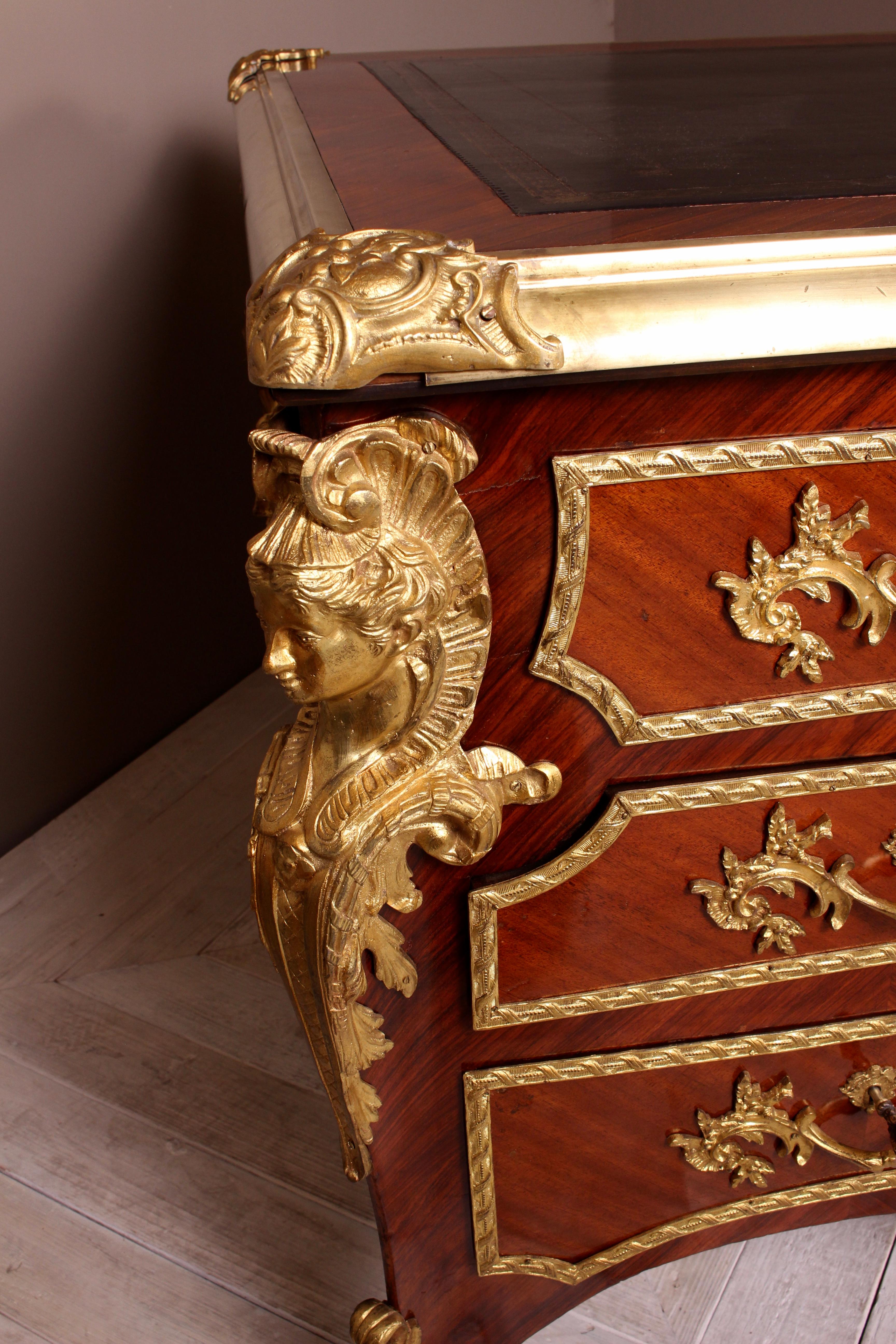 French Kingwood and Ormolu Bureau Plat Late 19th Century by Au Gros Chene, Paris For Sale 4