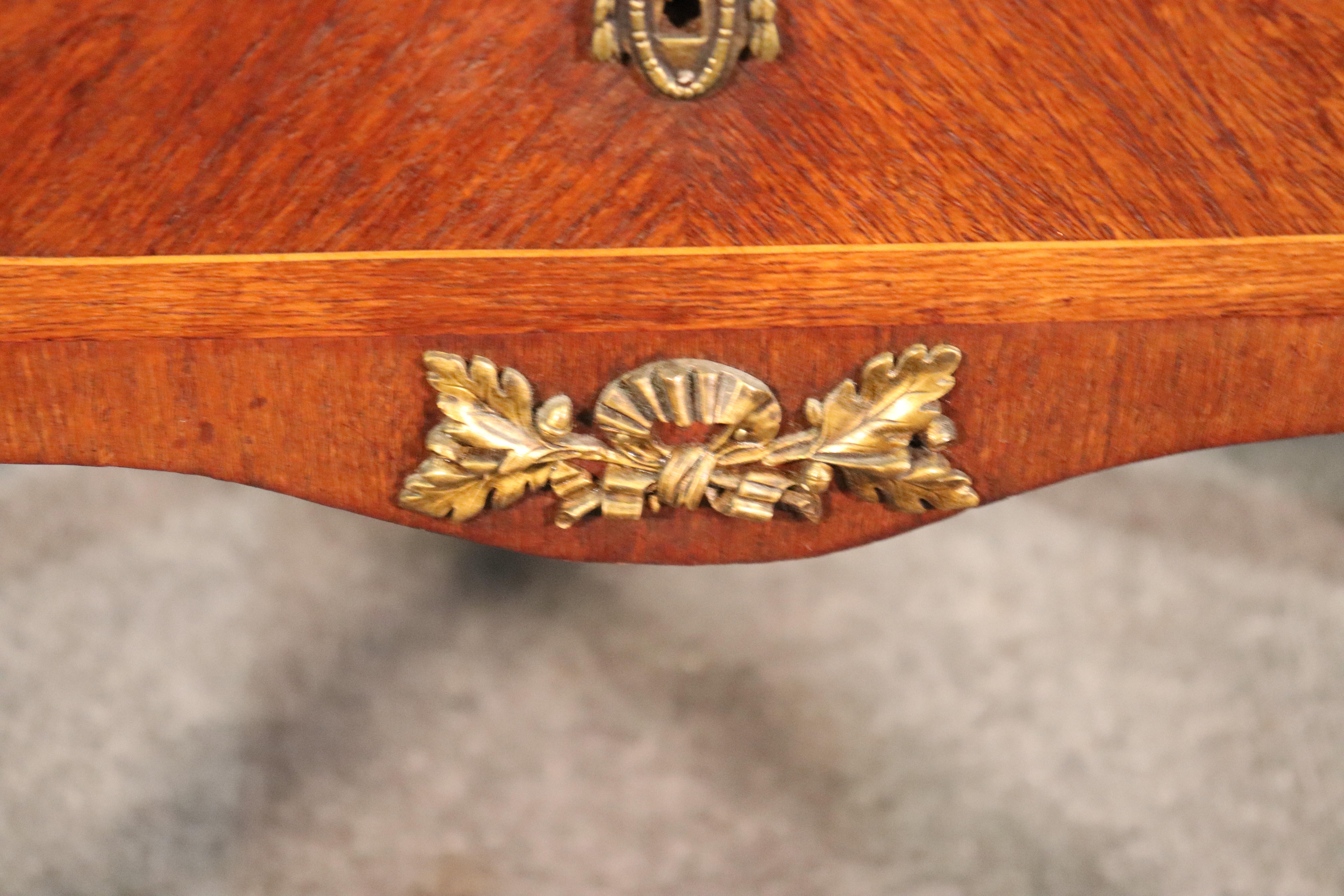 French Kingwood Louis XV Marble-Top Nightstand Commode Side Table, circa 1920 1