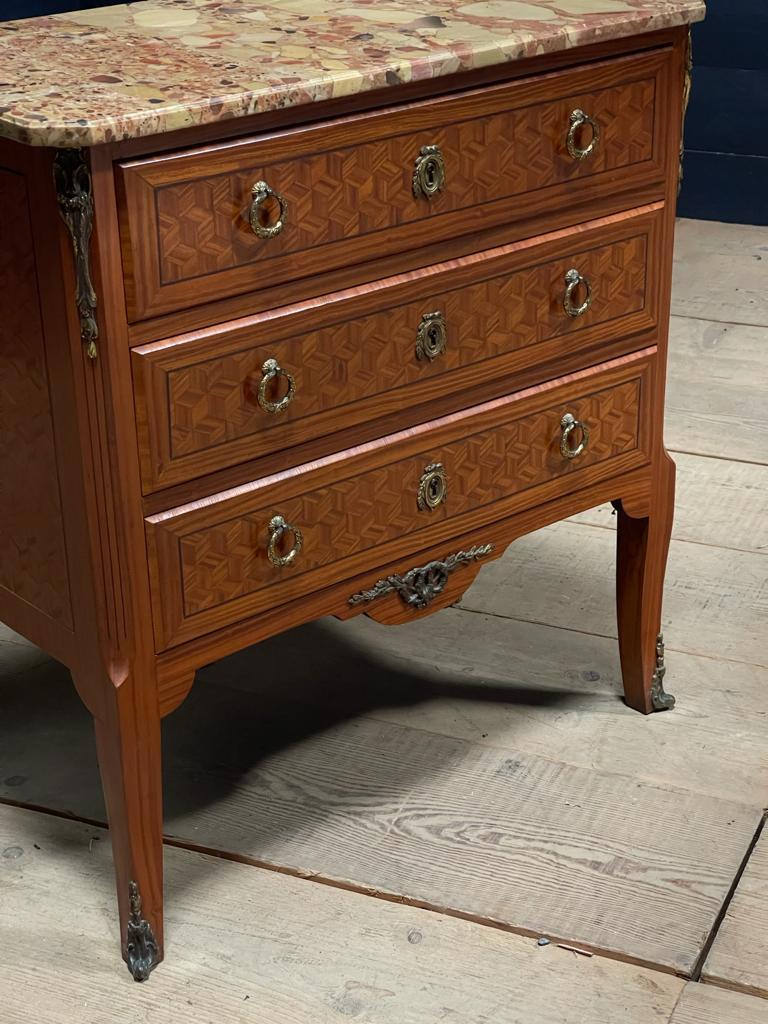 French Kingwood Parquetry Commode Chest of Drawers For Sale 3