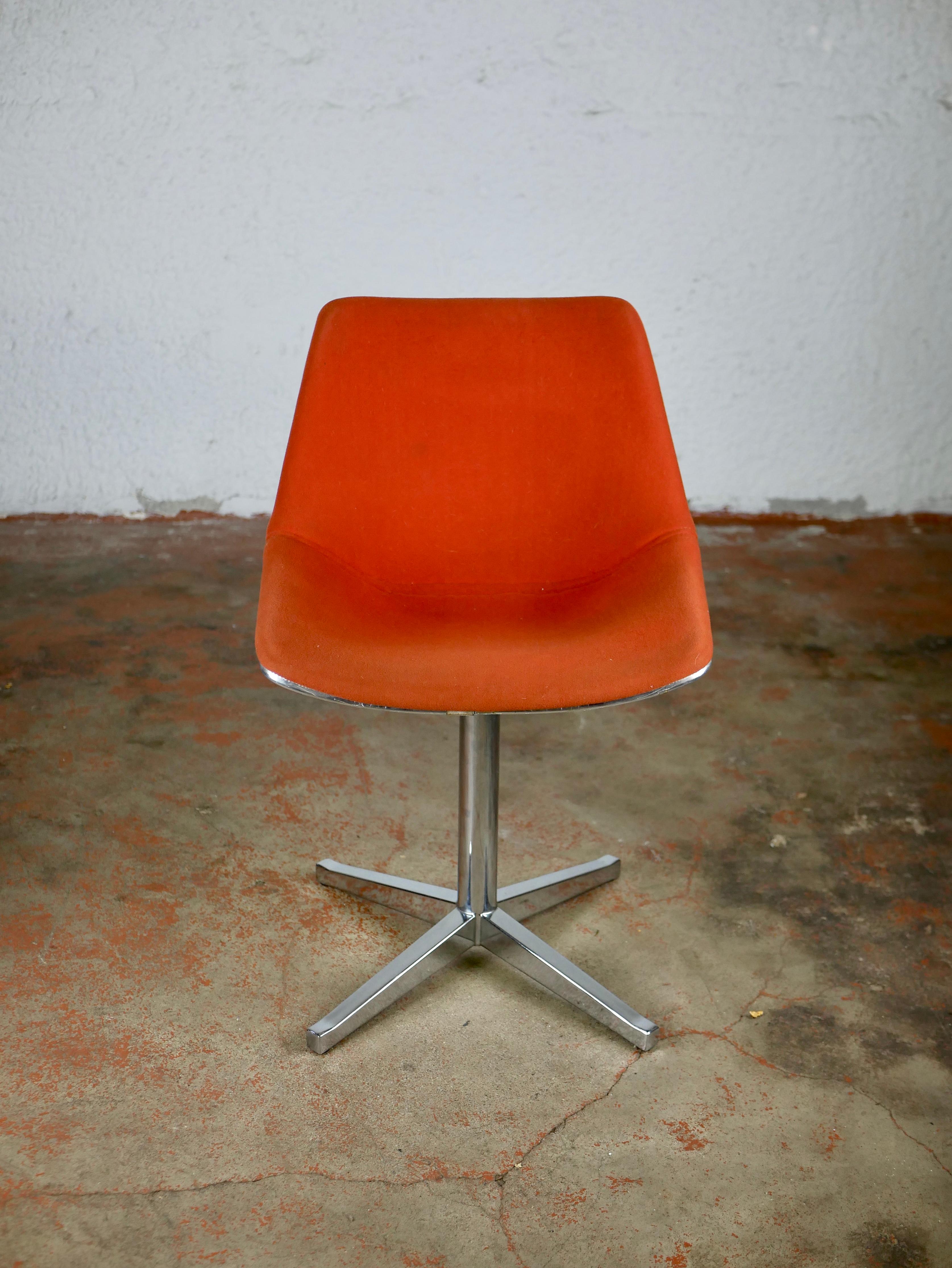Fabric French L202 Chair by Roland Schweitzer for Lafargue, 1970s