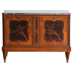Credenza francesa lacada, pintada, con incrustaciones y chapada, de estilo orientalista
