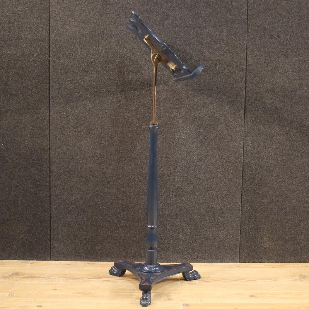 French Lacquered and Painted Lectern, 20th Century In Good Condition For Sale In London, GB