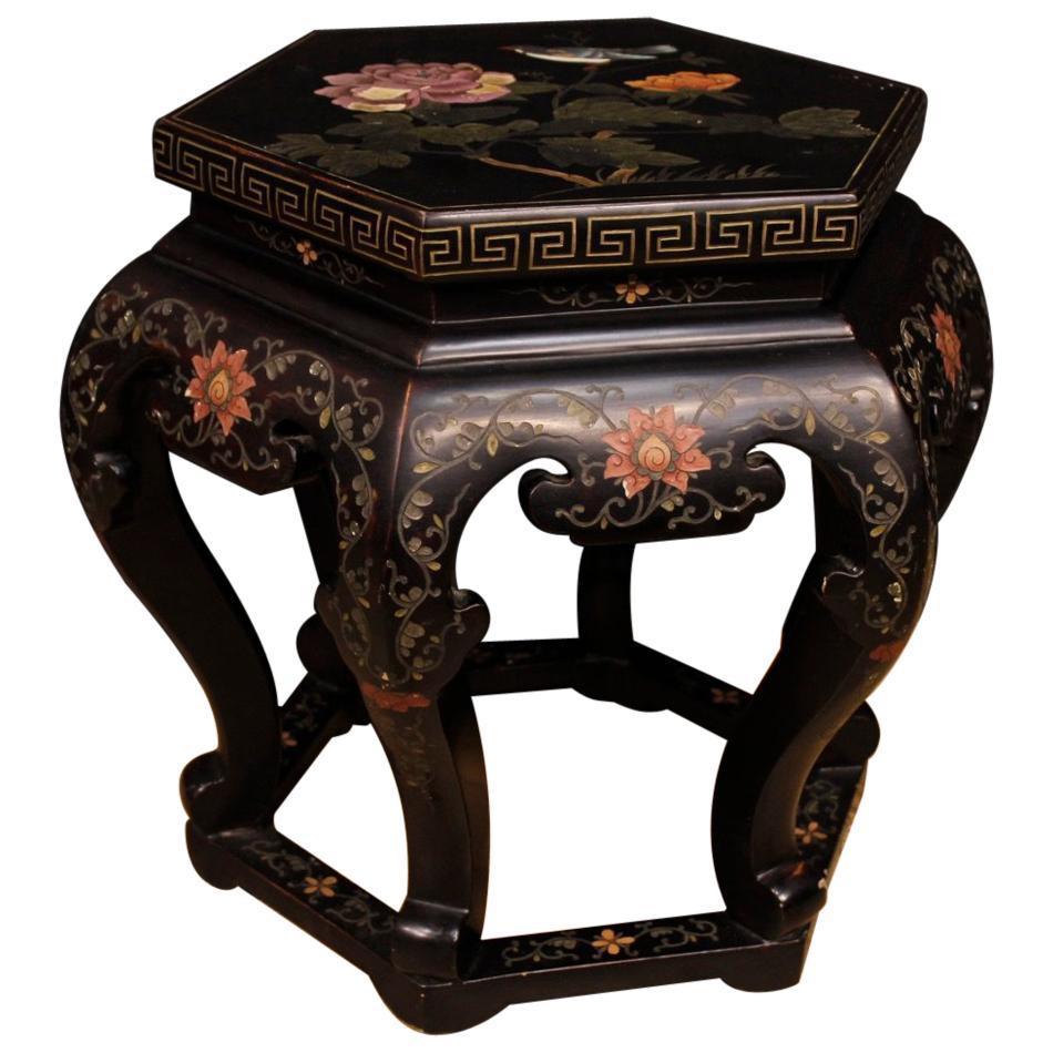 20th Century French Lacquered and Painted Wooden Chinoiserie Side Table, 1970 For Sale