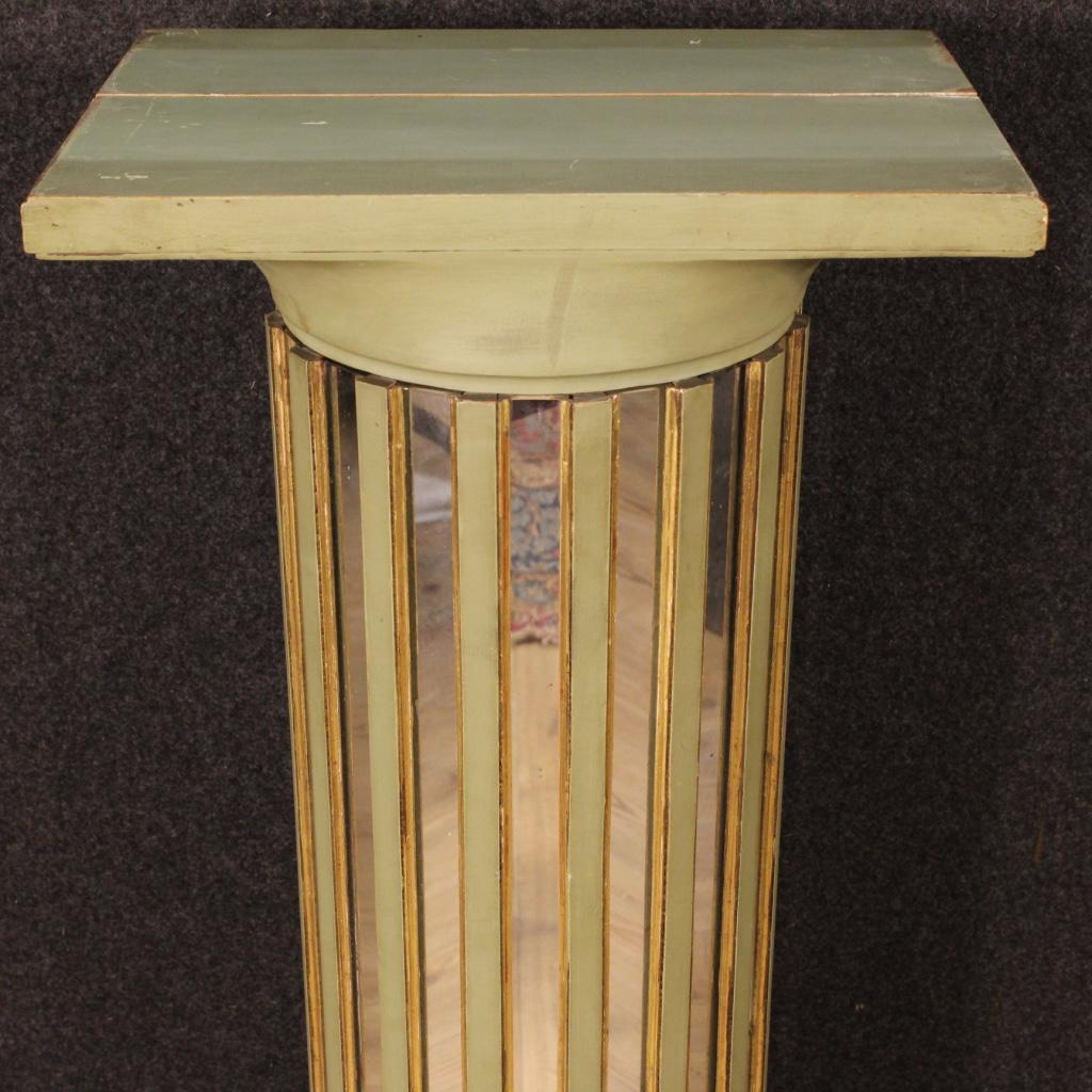 French Lacquered Column with Mirrors, 20th Century For Sale 6