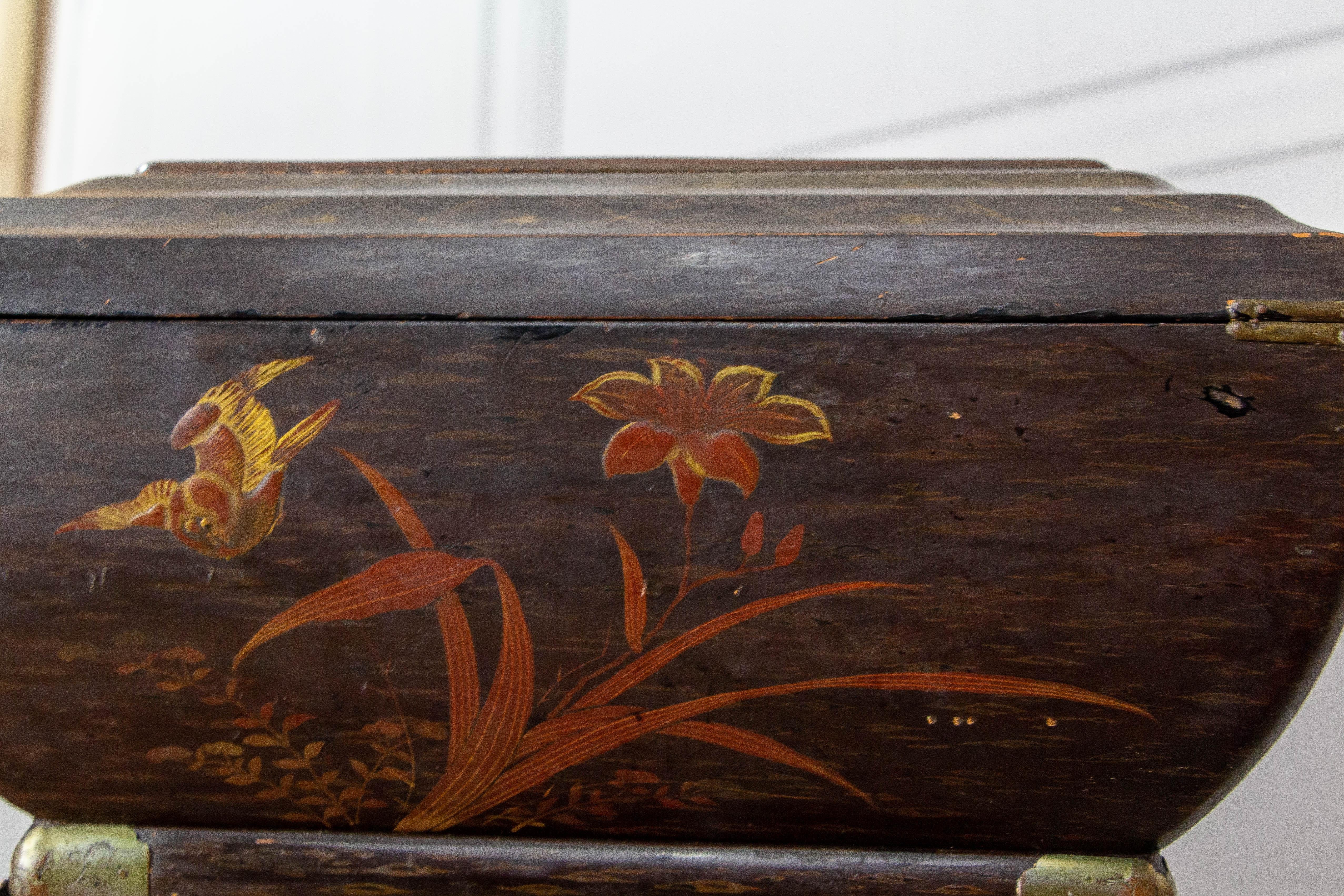 French lacquered Work table Side table Worker Accordion Sewing Cabinet, 19th C For Sale 6