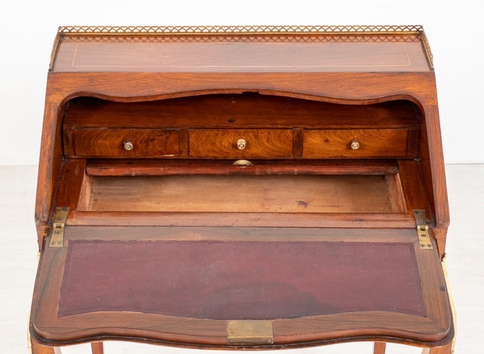 French Ladies Desk Antique Bureau De Dame, 1860 For Sale 6