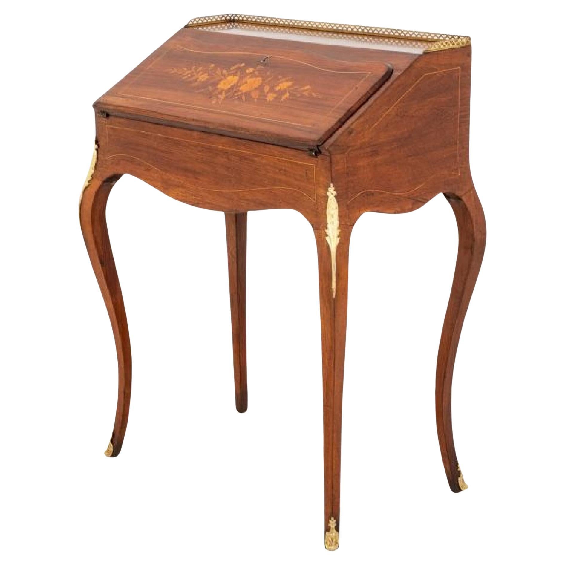 Bureau de dame français ancien pour femmes 1860