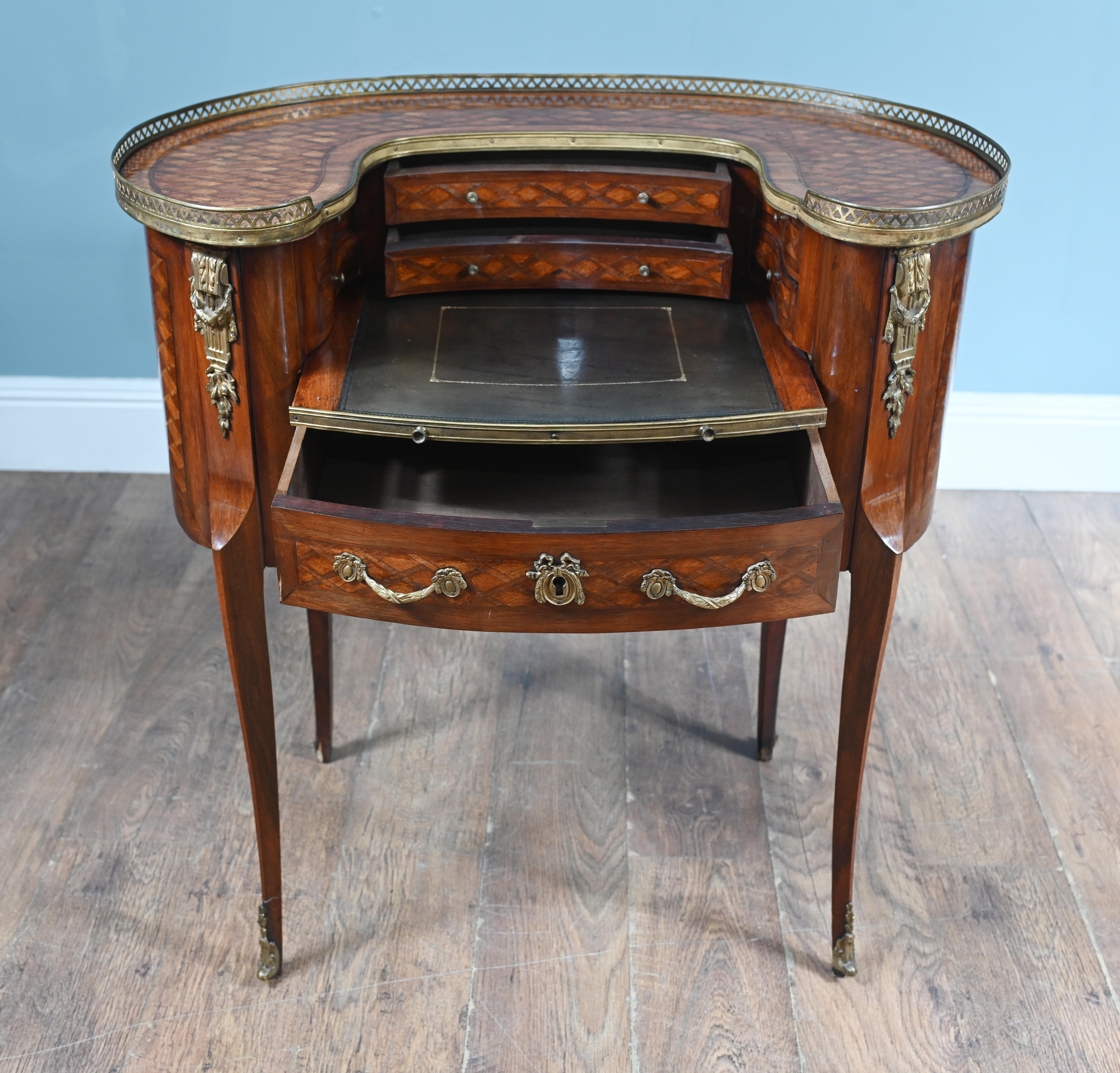 Bronze French Ladies Desk Kidney Bean Bonheur Du Jour Louis XV-style For Sale