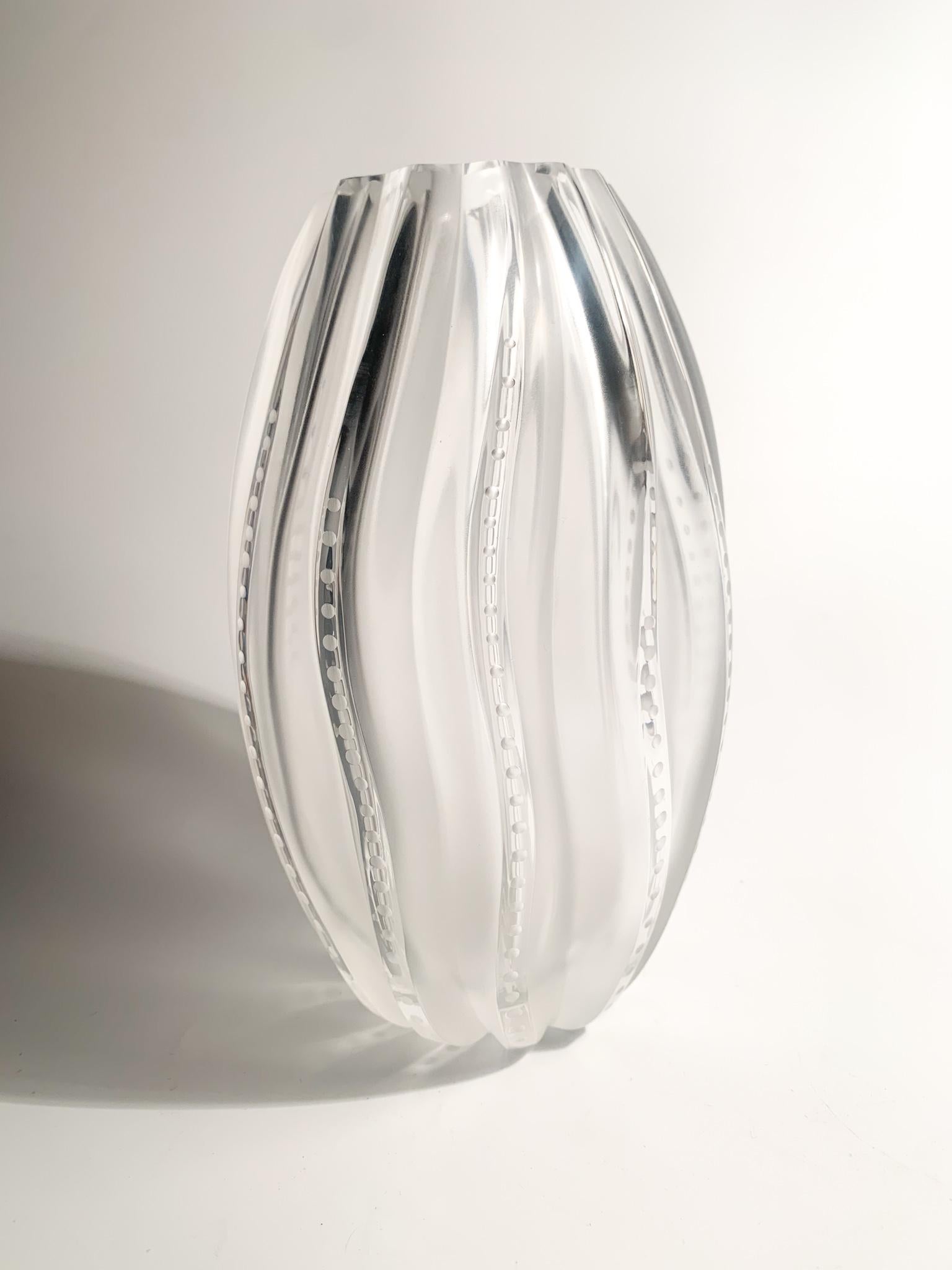 French Lalique Crystal Medusa Vase from the 1970s For Sale 6