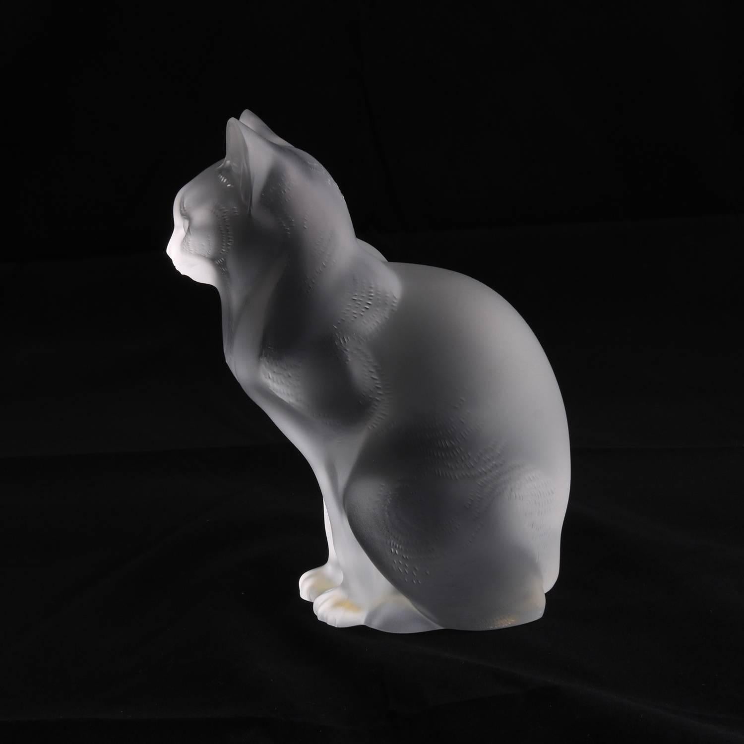 lalique sitting cat