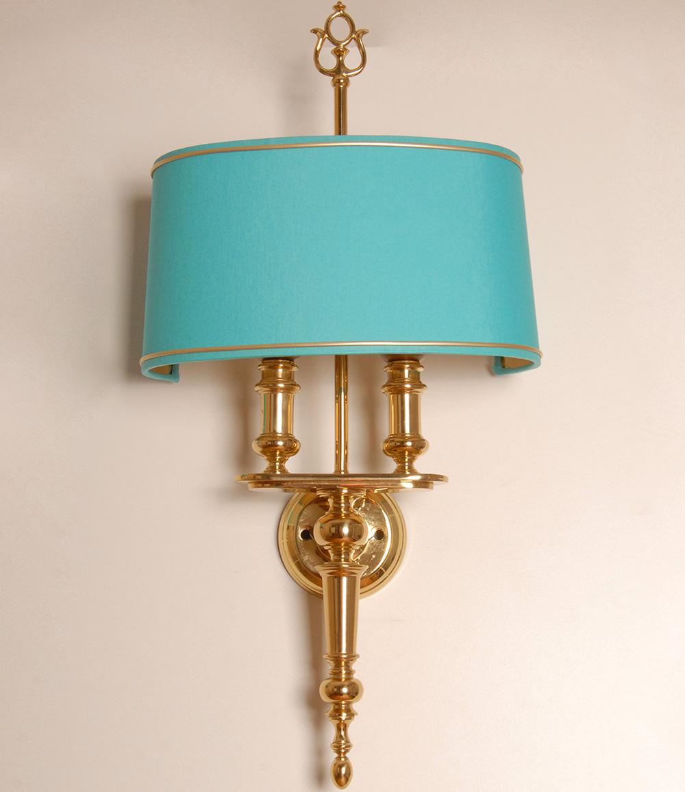 Lámparas francesas Imperio Bouillotte Imperio Apliques de pared Regencia Oro y Azul Un par Francés en venta