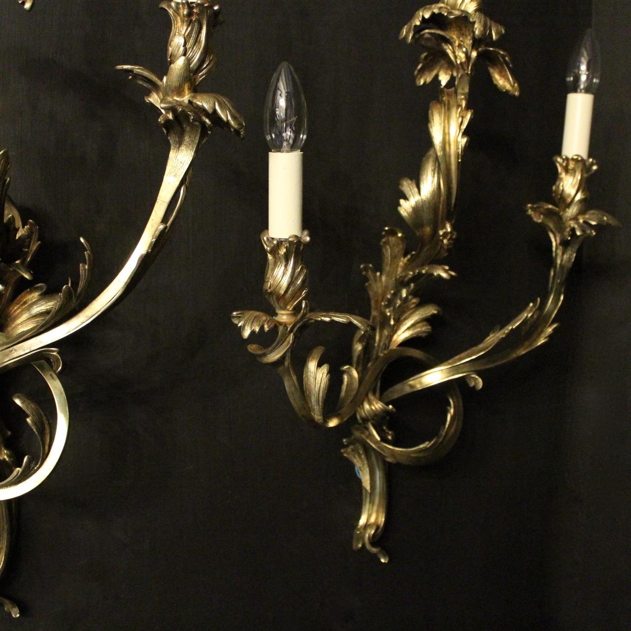 French Large 19th Century Pair of Triple Arm Antique Wall Sconces In Good Condition For Sale In Chester, GB