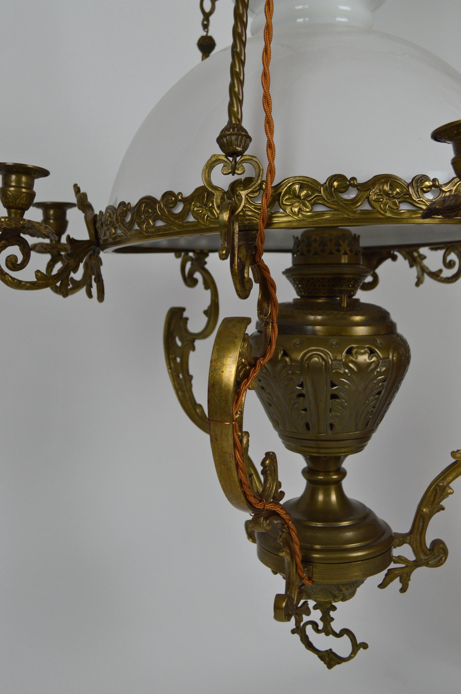 French Large Antique Chandelier in Bronze and Brass, 19th Century For Sale 1