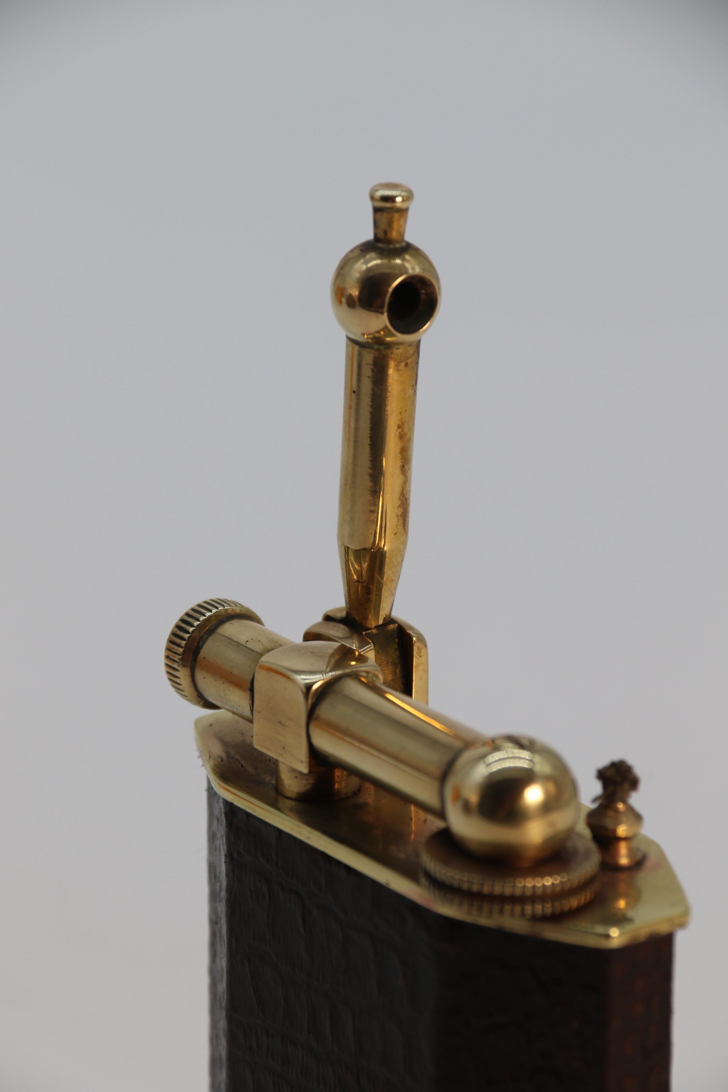 French large Art Deco brass and leather table lighter by Polaire of Paris c 1920 For Sale 8