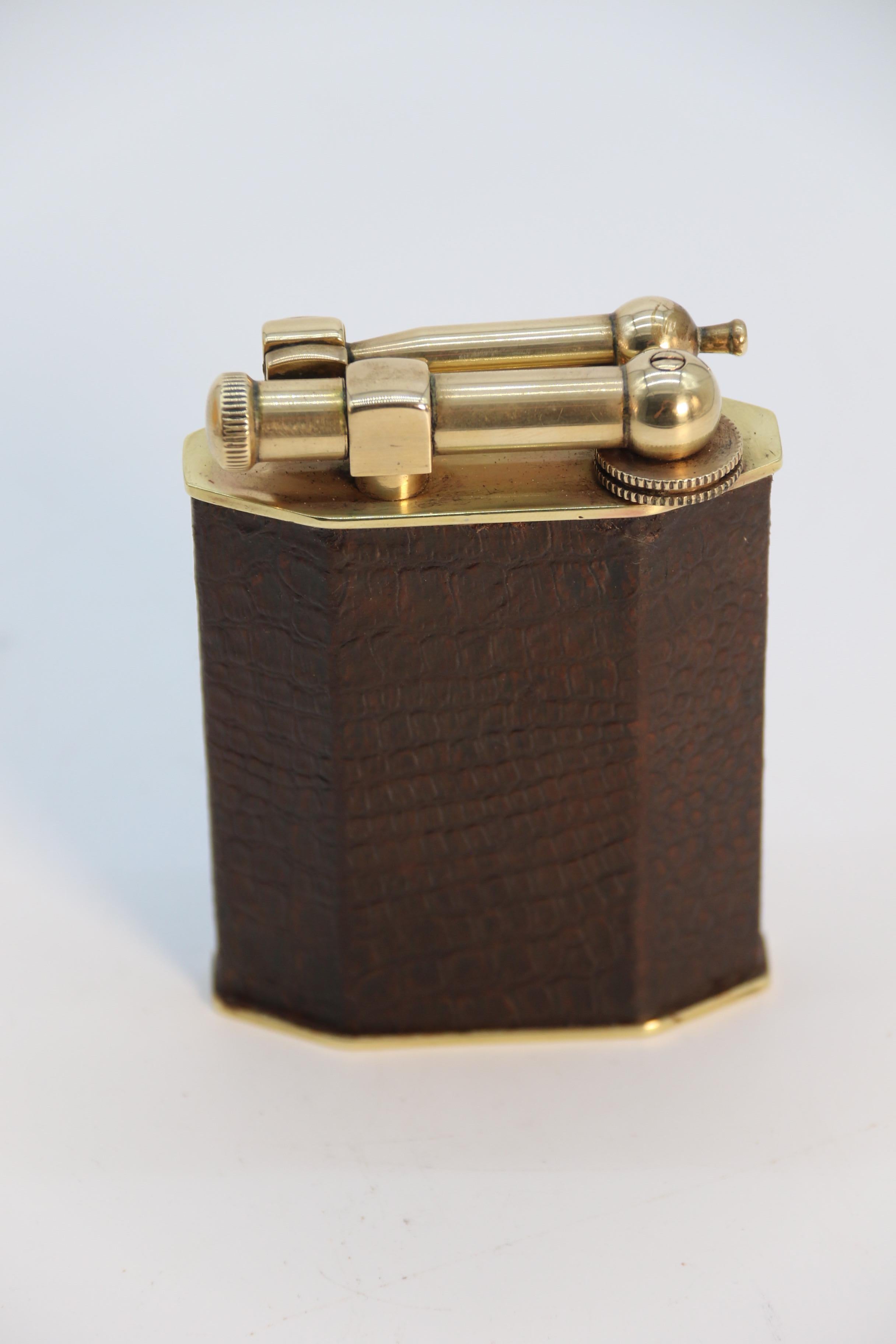 French large Art Deco brass and leather table lighter by Polaire of Paris c 1920 For Sale 10