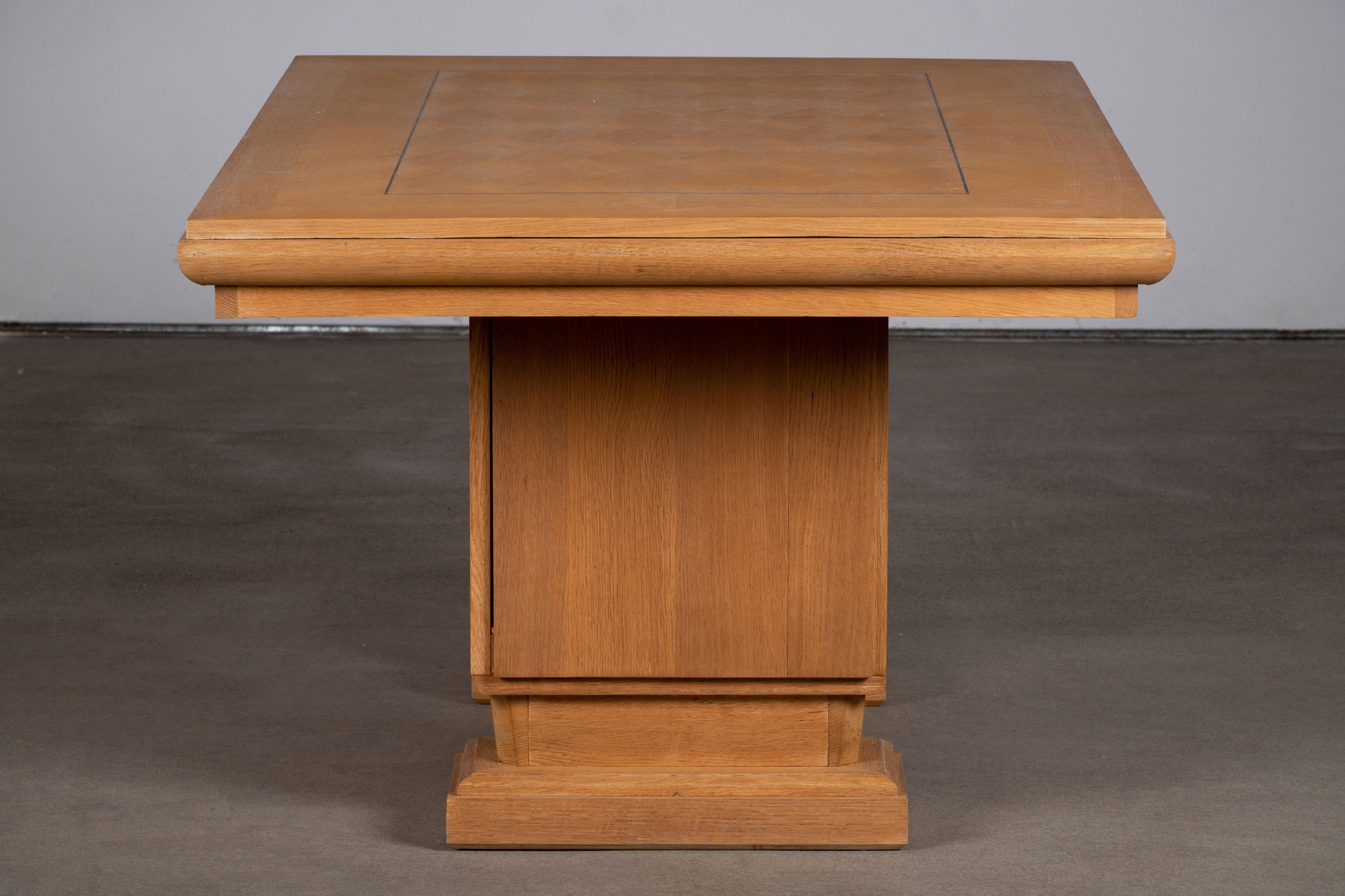 Table à manger Art déco française par Charles Dudouyt en vente 9