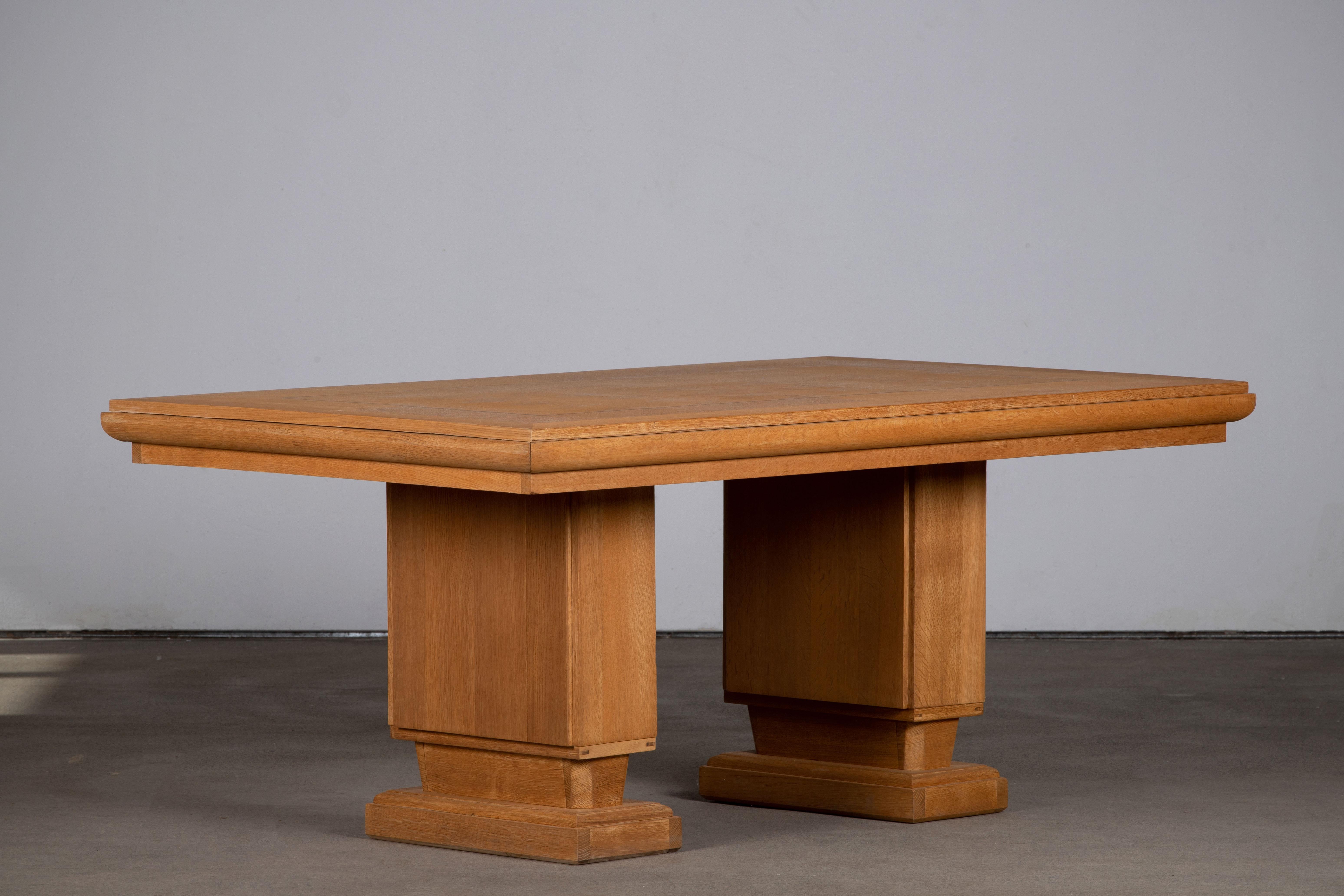 French Large Art Deco Table Oak, Dudouyt, 1940s In Good Condition For Sale In Wiesbaden, DE