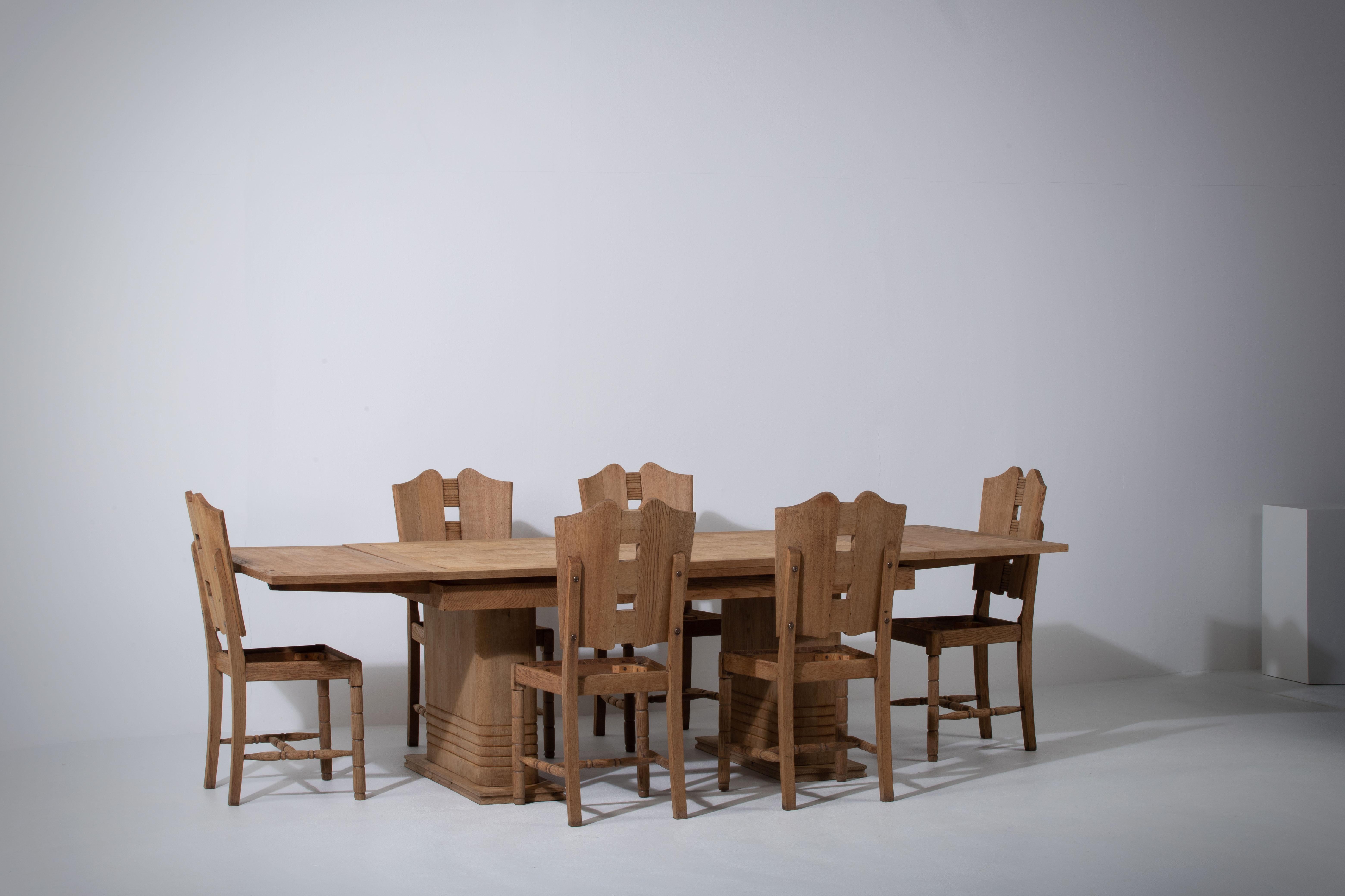 Großer französischer Art-Déco-Tisch aus Eiche, Dudouyt, 1940er Jahre (Französisch) im Angebot