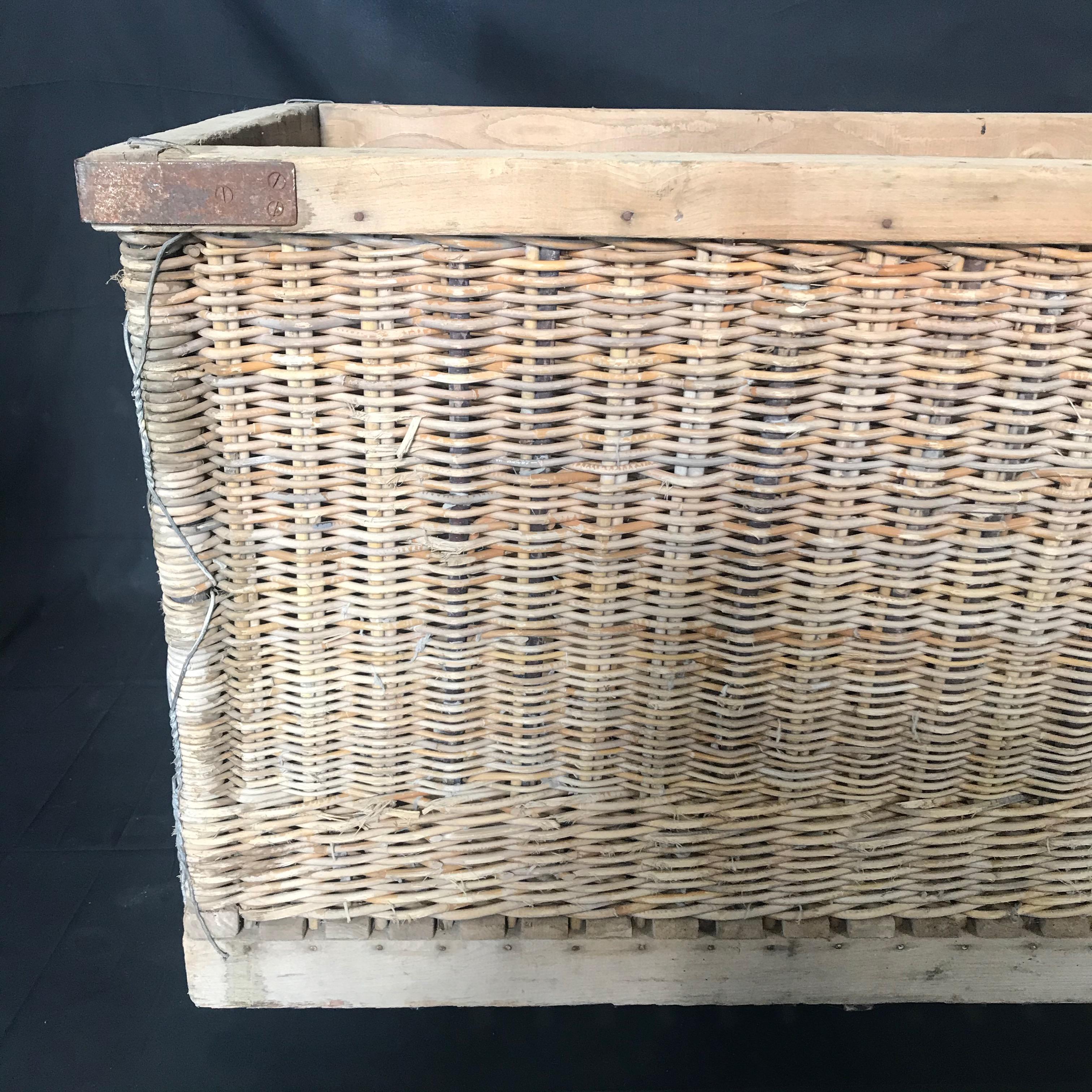 French Large Boulangerie Industrial Woven Cart Basket on Wheels In Good Condition In Hopewell, NJ